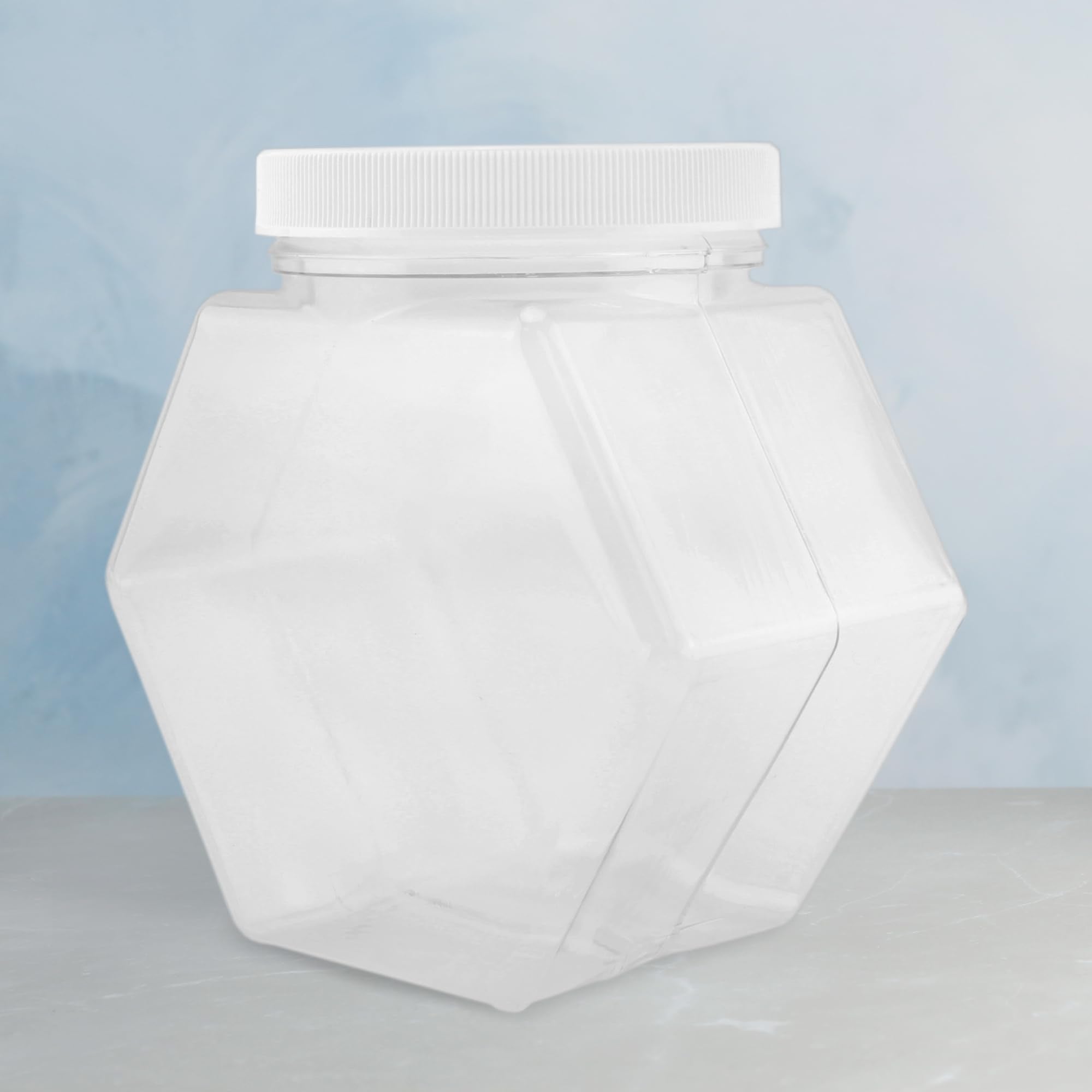 Cornucopia Plastic Hexagon Shaped Jars (4-Pack, 30Oz); Value Pack Of Containers For Snacks, Gifts And Storage, 2 1/2 Cup Capacit