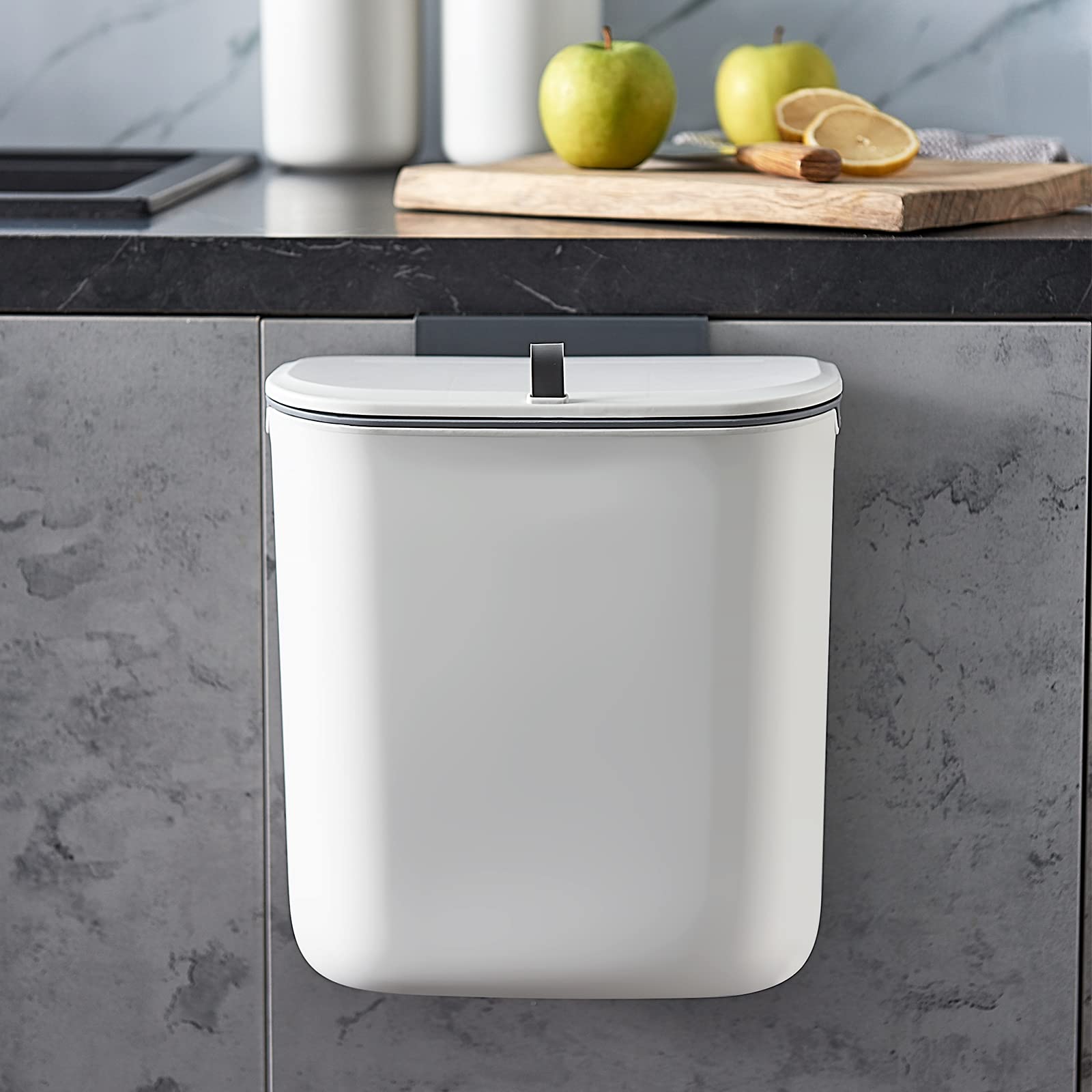 ELPHECO Compost Bin, 2.5 Gallon Hanging Trash Can with Lid, Kitchen Cabinet Door Under Sink Plastic Garbage Can Wall Mounted Sli