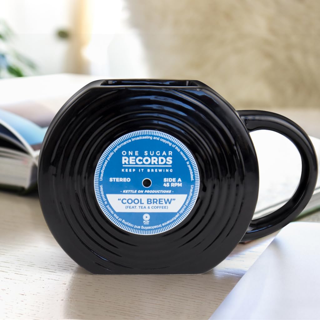 Gift Republic Vinyl Record Novelty Mug Retro Coffee Cup Music Lovers Gift Cool Retro Packaging Large Black Mug Birthday Christma