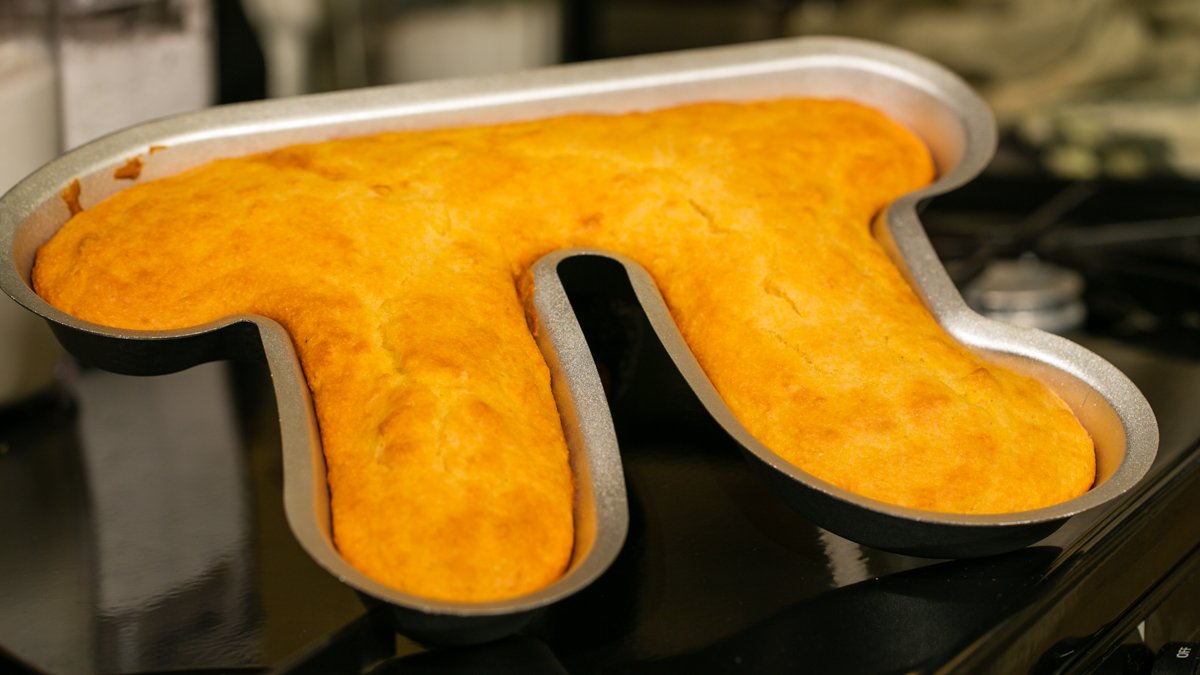 Pi People Pi Pie Pan
