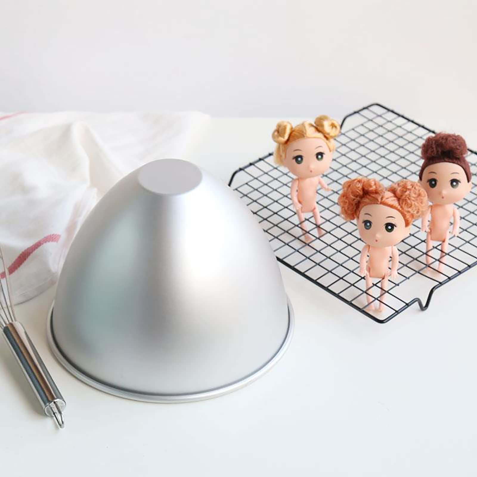 Wuweot 2 Pack Doll Dress Cake Pan Mold, 8'' & 6'' Princess Skirt Cake Mold, Non Stick Aluminum Semicircle Dessert Mold Baking Su