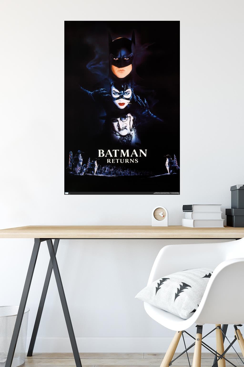 Trends International Dc Comics Movie Batman Returns - Logo One Sheet Wall Poster, 22.37'' X 34.00'', Premium Unframed Version