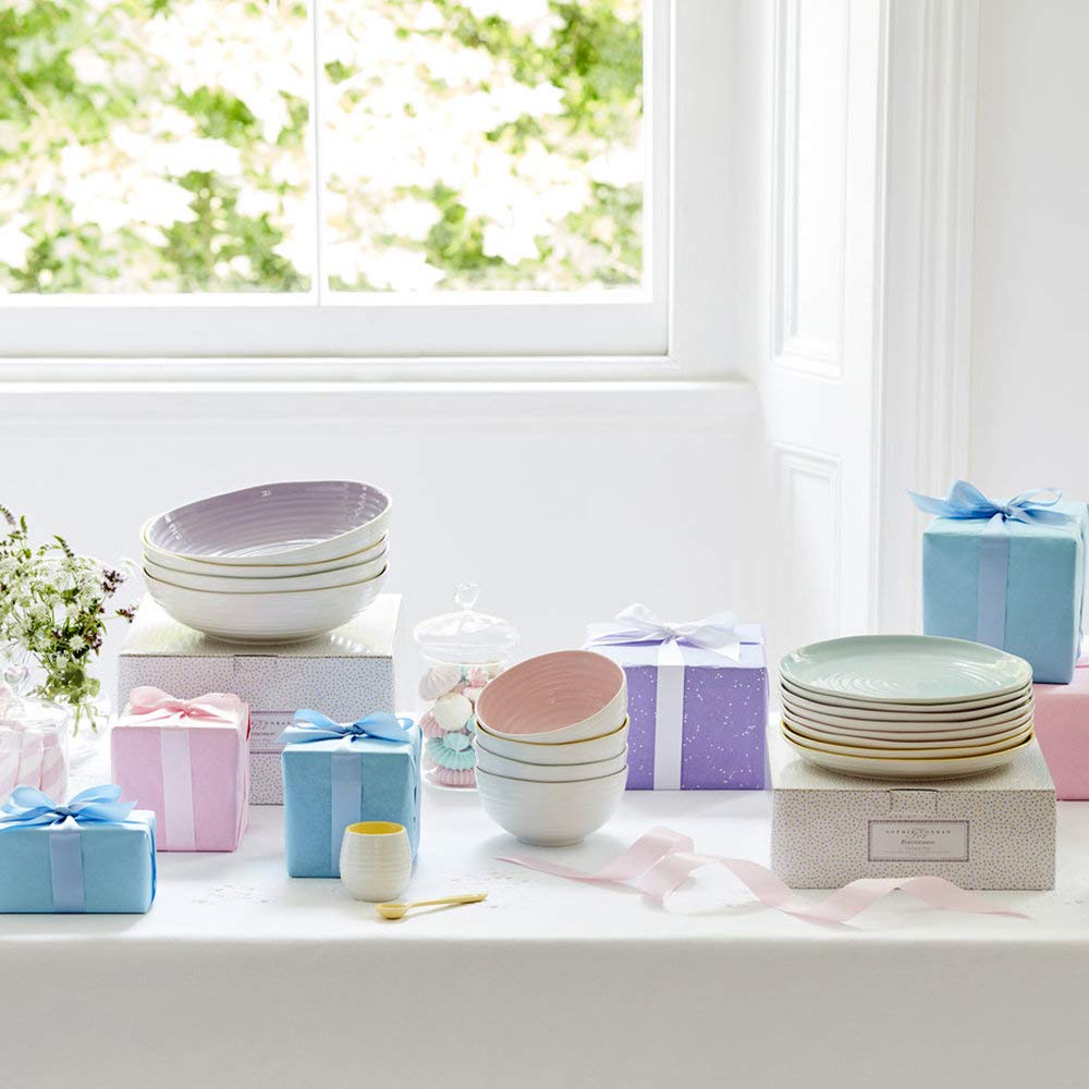 Portmeirion Sophie Conran Celadon Pasta Bowl  Set of 4  Large Serving Bowls for Soup or Salad  9 Inch  Made from Fine Porcelain  Microwave and Dishwasher Safe