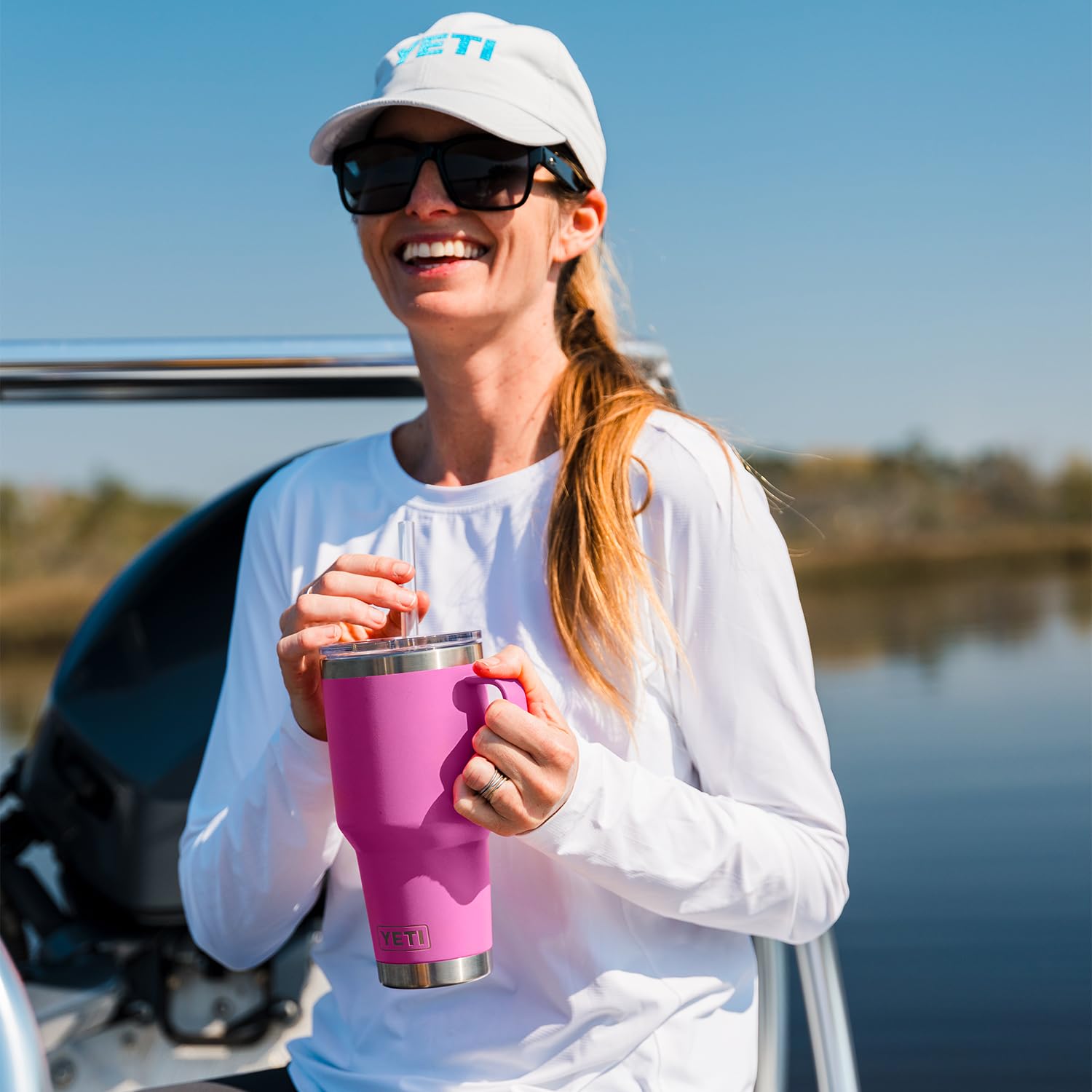 Yeti Rambler 35 Oz Straw Mug, Vacuum Insulated, Stainless Steel, Wildflower Fuchsia