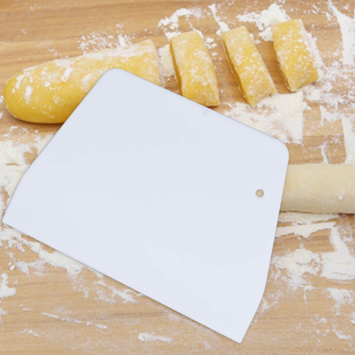 Supvox Dough Scraper Cake Plastic Cream Cut Scraper Pastry Tool Multi Purpose Flexible Kitchen Dough Scraper 20 Pcs (White)