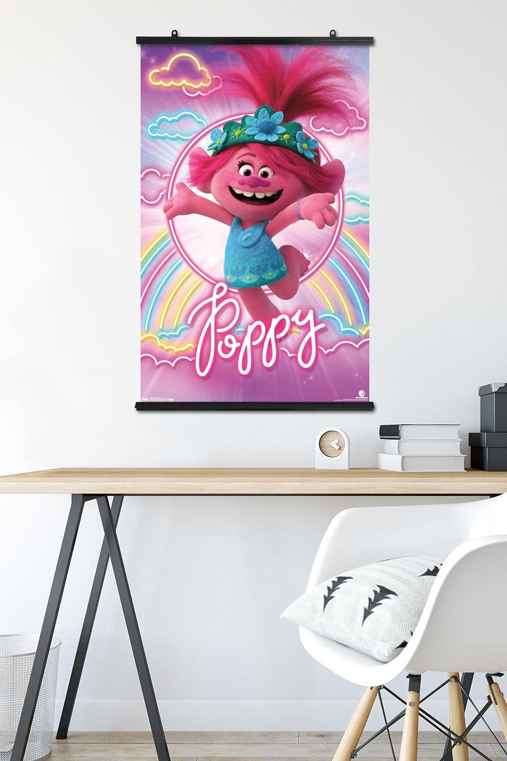 Trends International Dreamworks Trolls 2 - Poppy Wall Poster, 22.375'' X 34'', Poster & Clip Bundle
