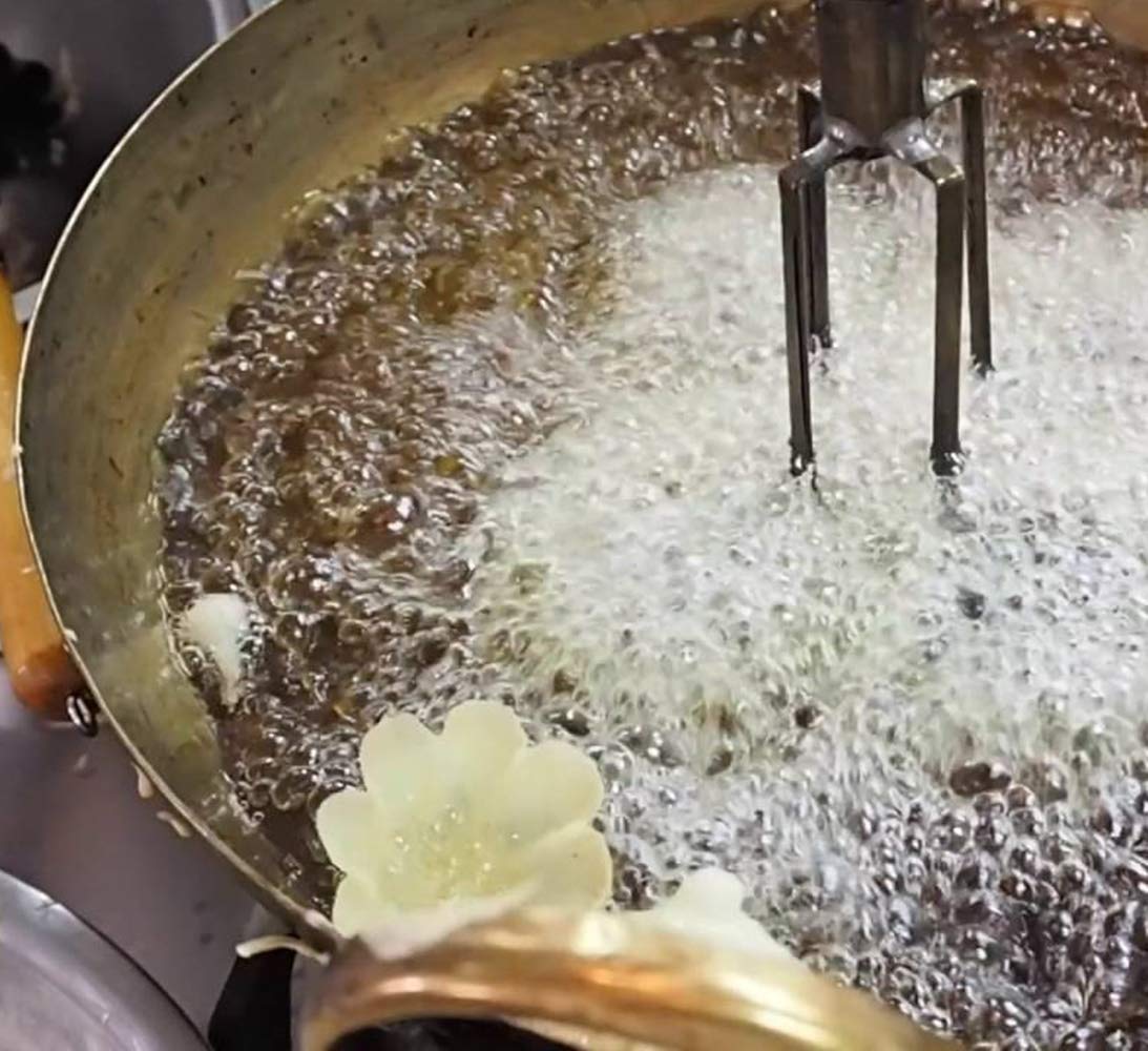 Thai Premium Wok Brass Pan Home Cooking Foods And Dessert For Thai Chinese Japanese Korean Restaurant Durable Great Heat Control