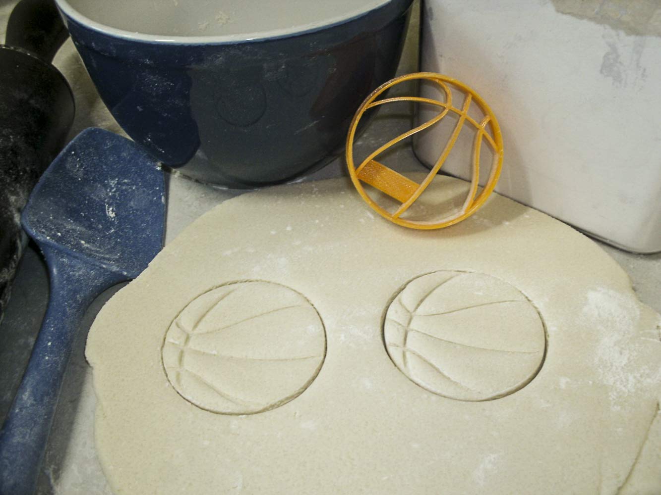 Sports Balls Volleyball Soccer Football Basketball Set Of 5 Cookie Cutters Made In Usa Pr1079