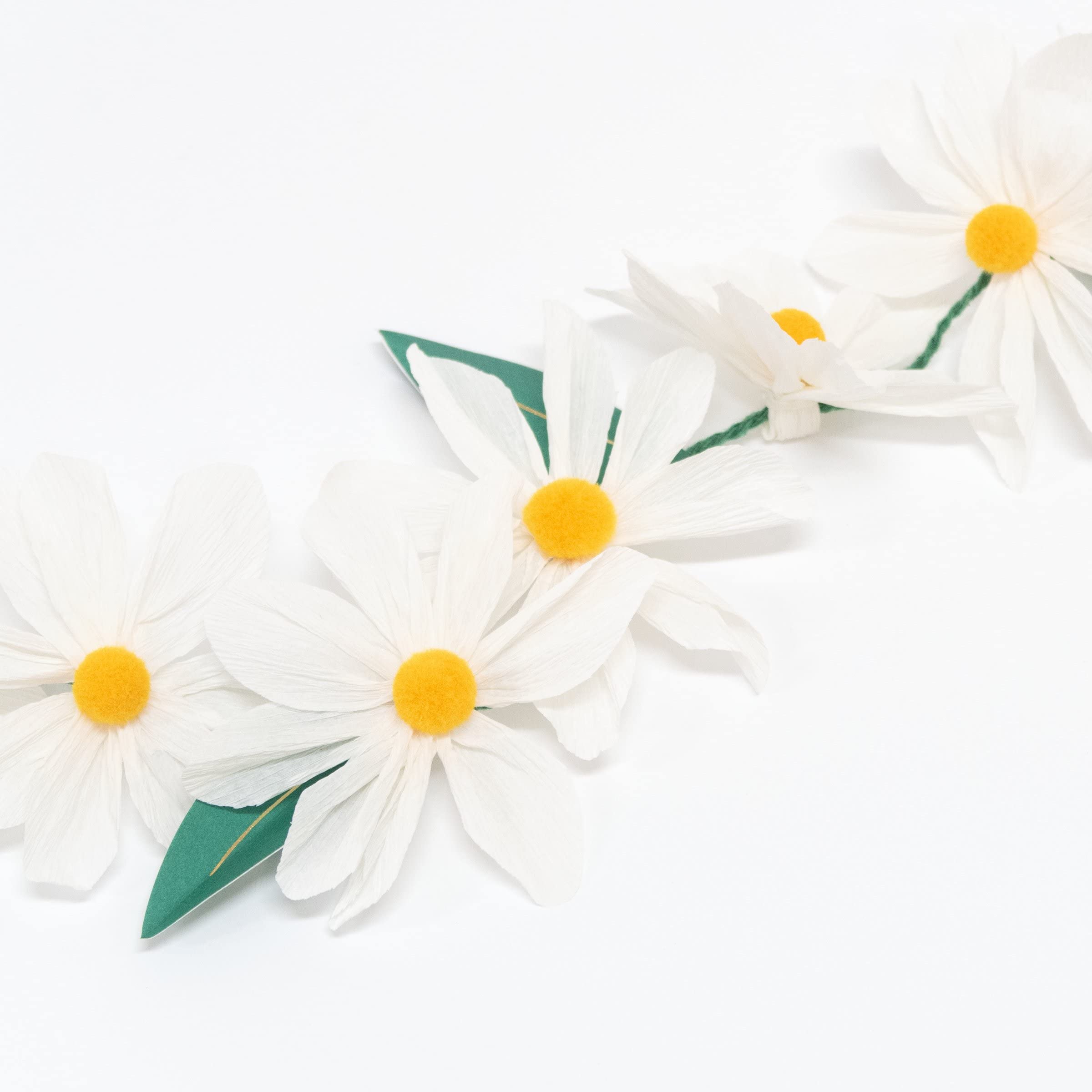 Meri Meri Wild Daisy Garland (Pack Of 1), 8' Flower Garland W Excess Cord, Crepe Paper Flowers