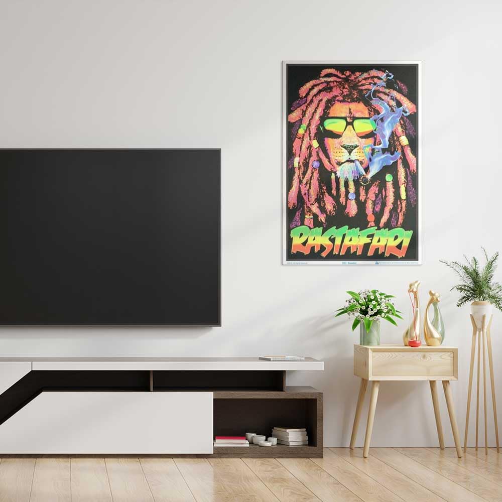 Rastafari Lion Blacklight Poster - Authentic Blacklight-Reactive Flocked Material - 23'' x 35''
