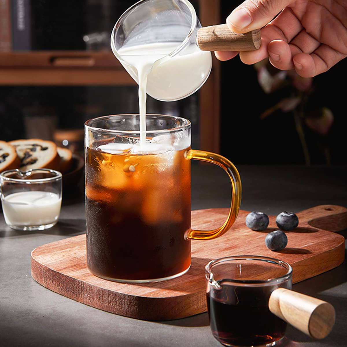 Single Spout Espresso Coffee Shot Glass With Wood Handle Measuring Cup Triple Pitcher Milk Cup Coffee Replacement Carafe For Bar