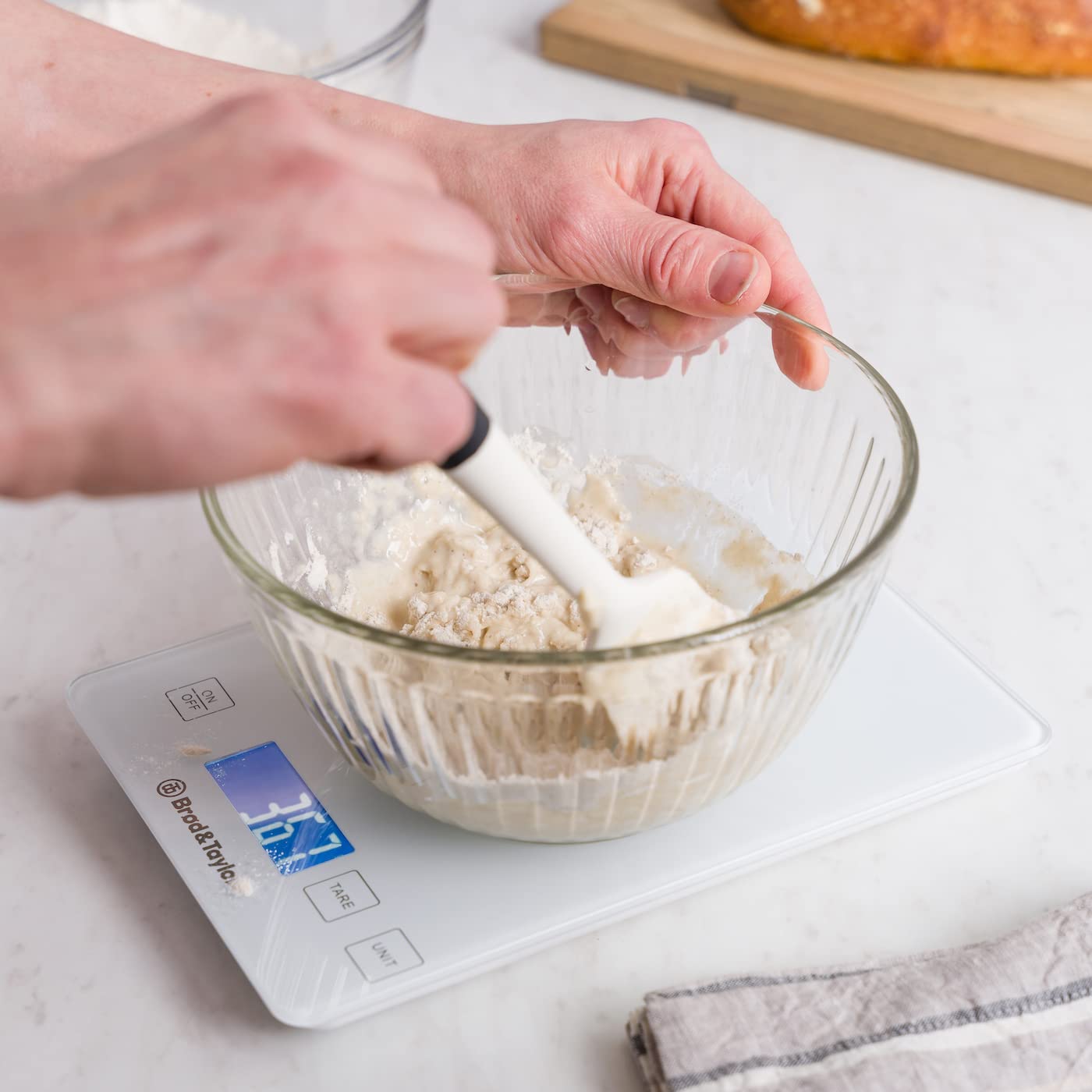 Brod & Taylor High Capacity Baking & Kitchen Scale | (15Kg / 33Lbs Max)