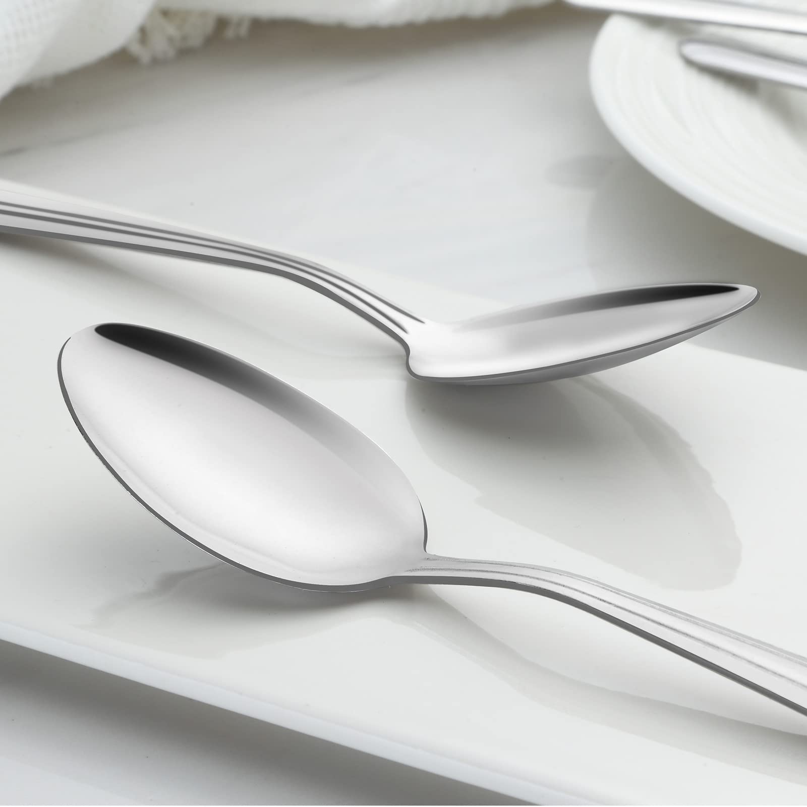 Bewos 24 Pieces Spoons Silverware, 7.5-Inch Dinner Spoons Set, Stainless Steel Spoons, Silverware Spoons, Mirror Polished Tables