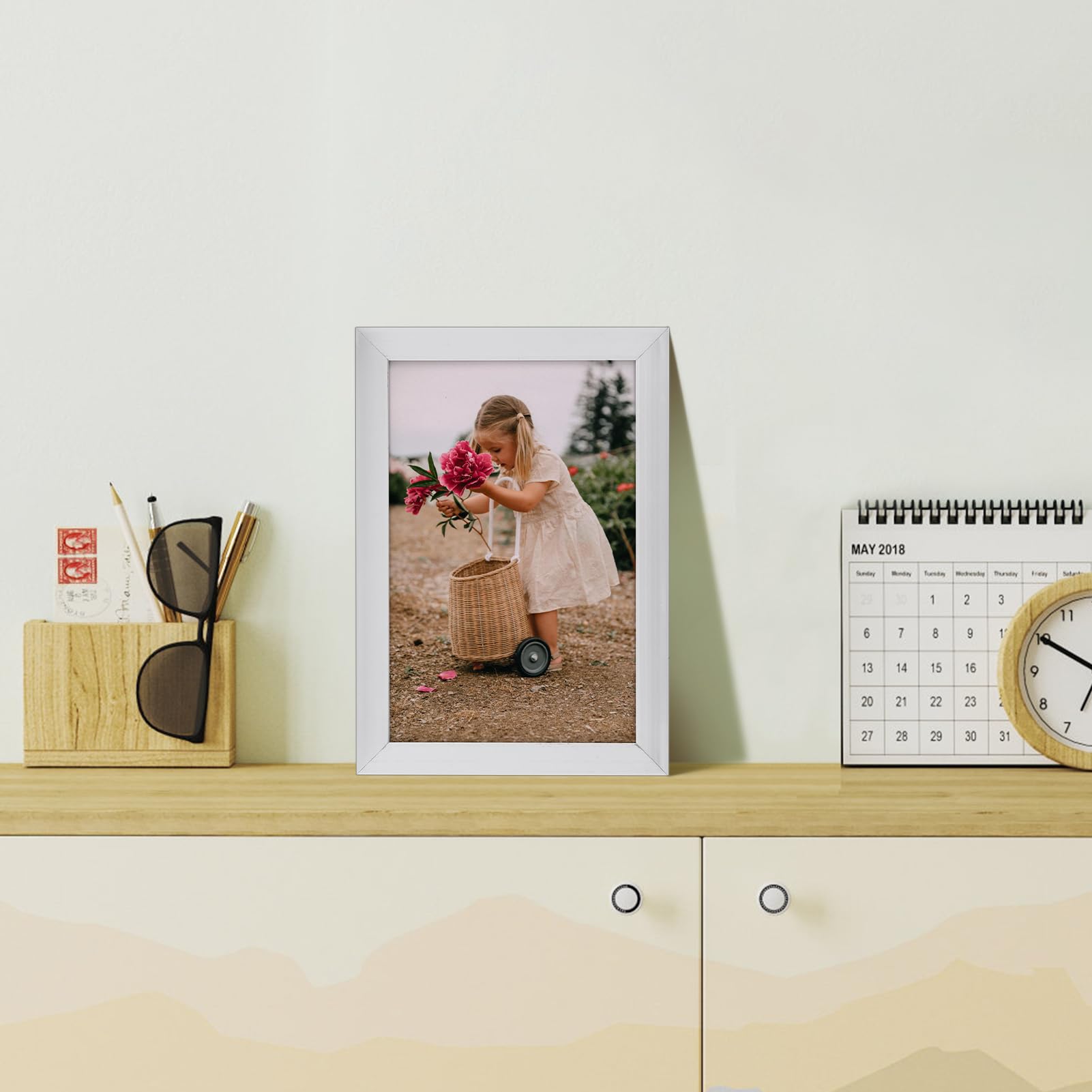 WIFTREY 4x6 Picture Frame Set of 18, 4 x 6 Photo Frames Bulk for Wall Hanging or Tabletop Display, Silver