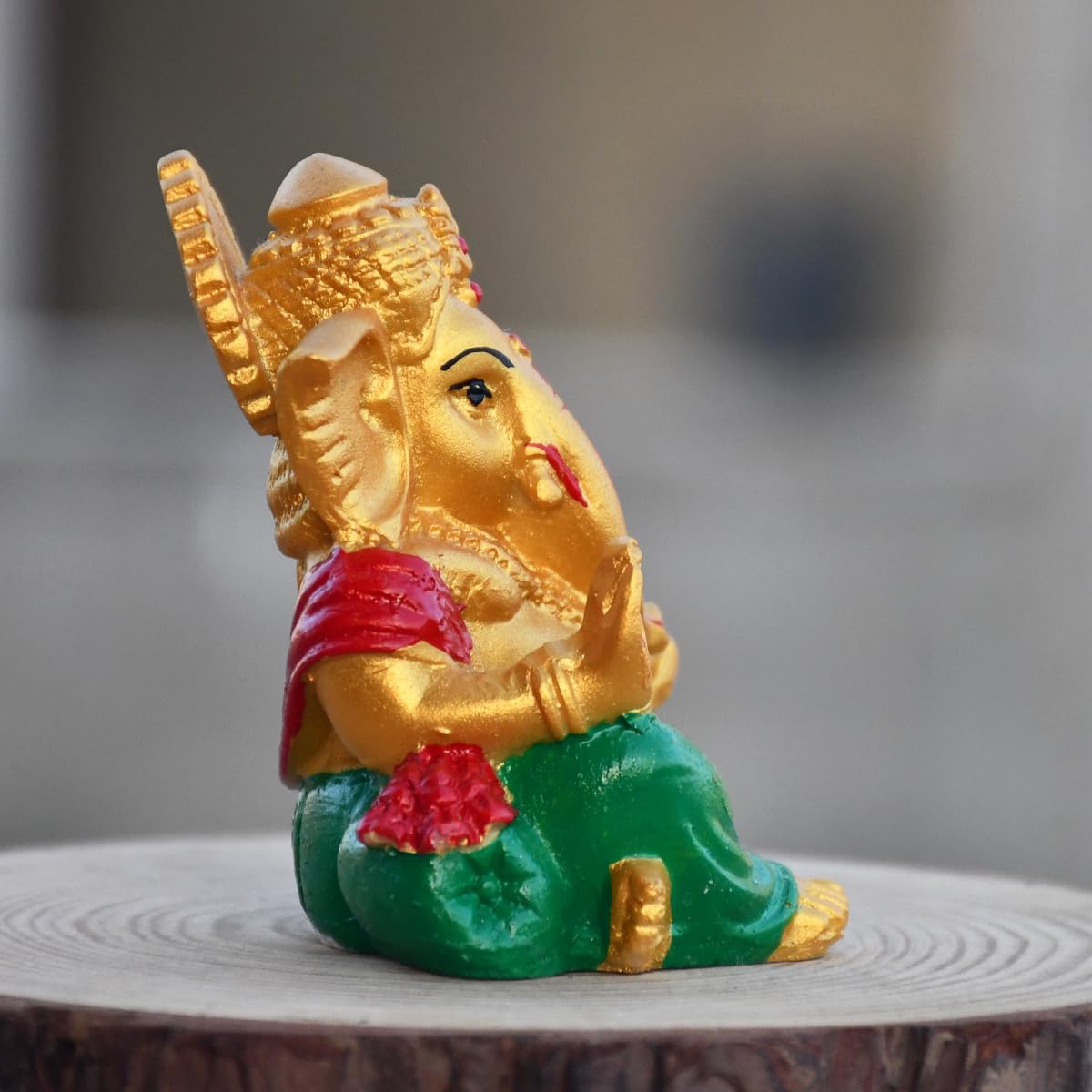 Saugat Traders Gold Ganesh Ji Murti For Car Dashboard Home Temple Ganesha Idol Showpiece Good Luck Gift Ganpati Statue Diwali Gi