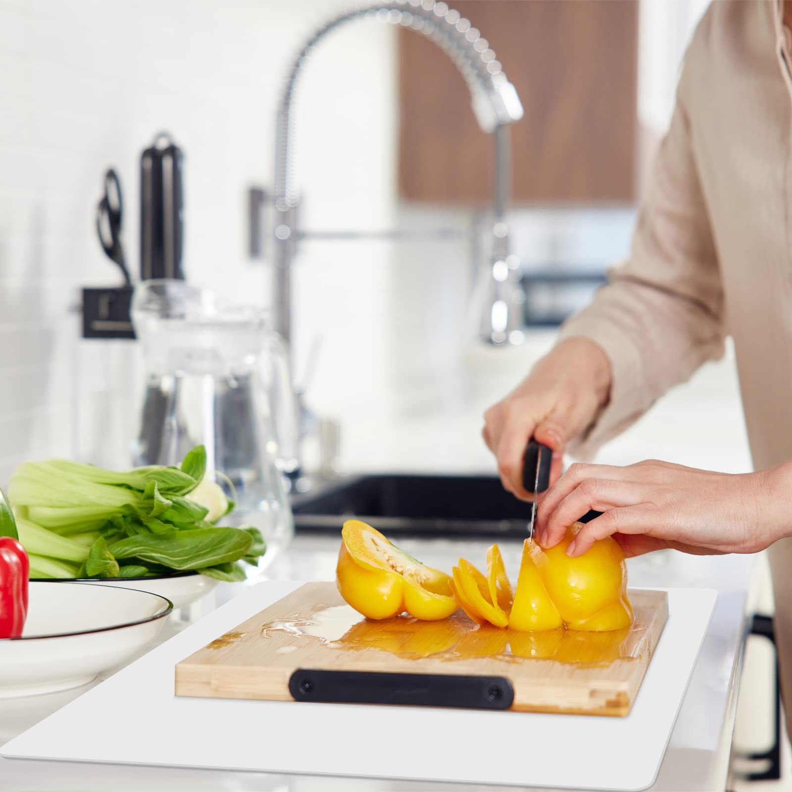 Silicone Mat for Kitchen Counter  Heat Resistant Nonskid Table Mat for Air Fryer to Site on  Countertop Protector  Thick 2MM  XL Large