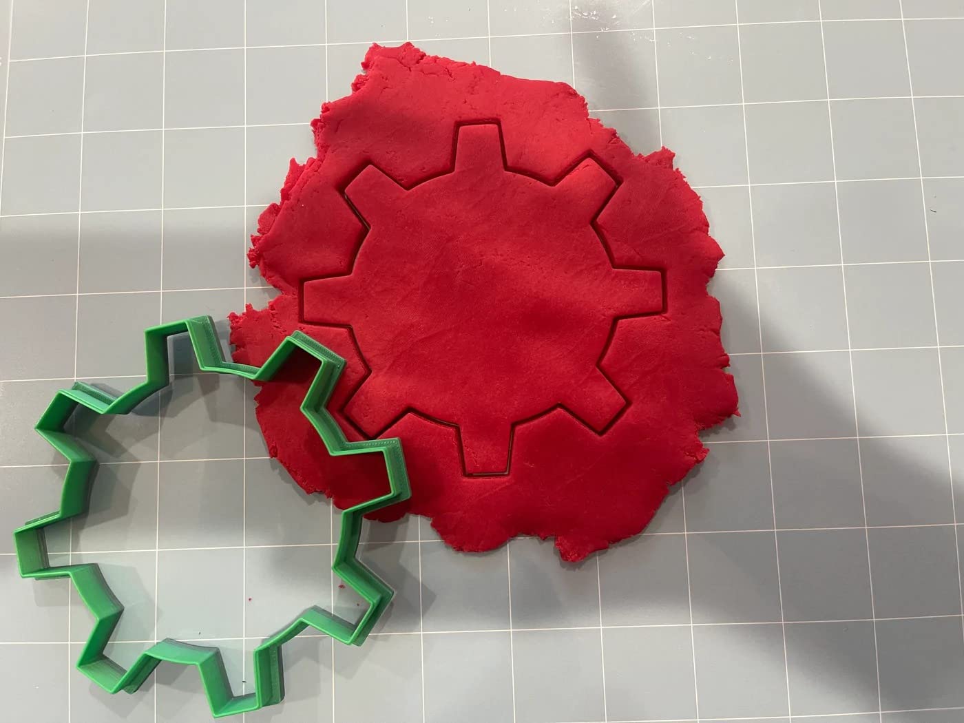 Gear Cookie Cutter (4 Inch)