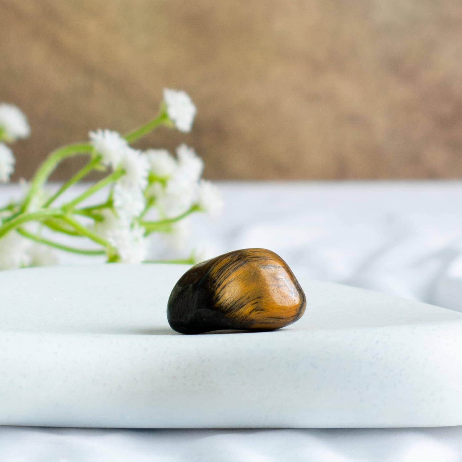 Astrotalk Tiger Eye Tumble Stone | For Meditation, Courage & Balance | Activates Chakra, Removes Fear & Doubt | Vastu Items for Home Decor, Office Desk Decoration | Gift for Man & Woman