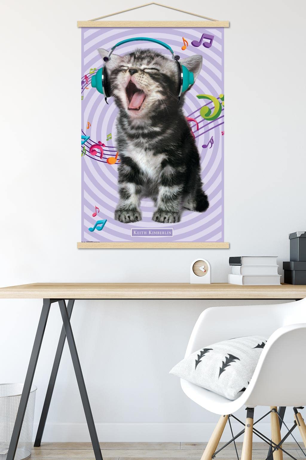 Trends International Keith Kimberlin - Kitten - Singing Wall Poster, 22.375'' X 34'', Premium Print And Beechwood Hanger Bundle
