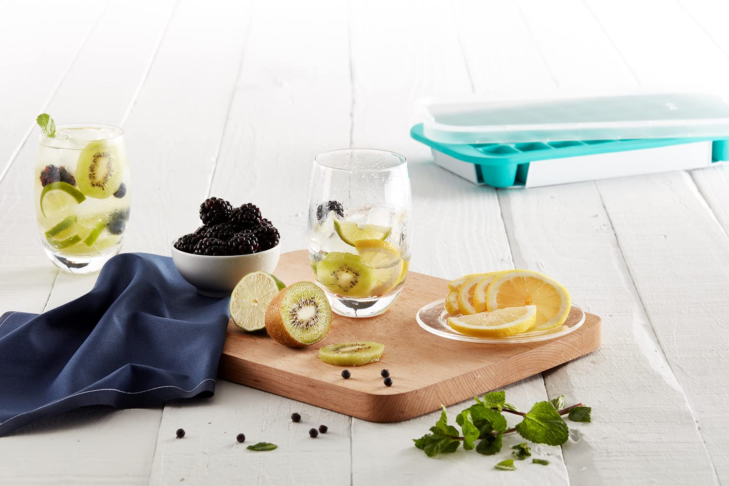 Lekue Industrial Ice Cube Tray  Blue