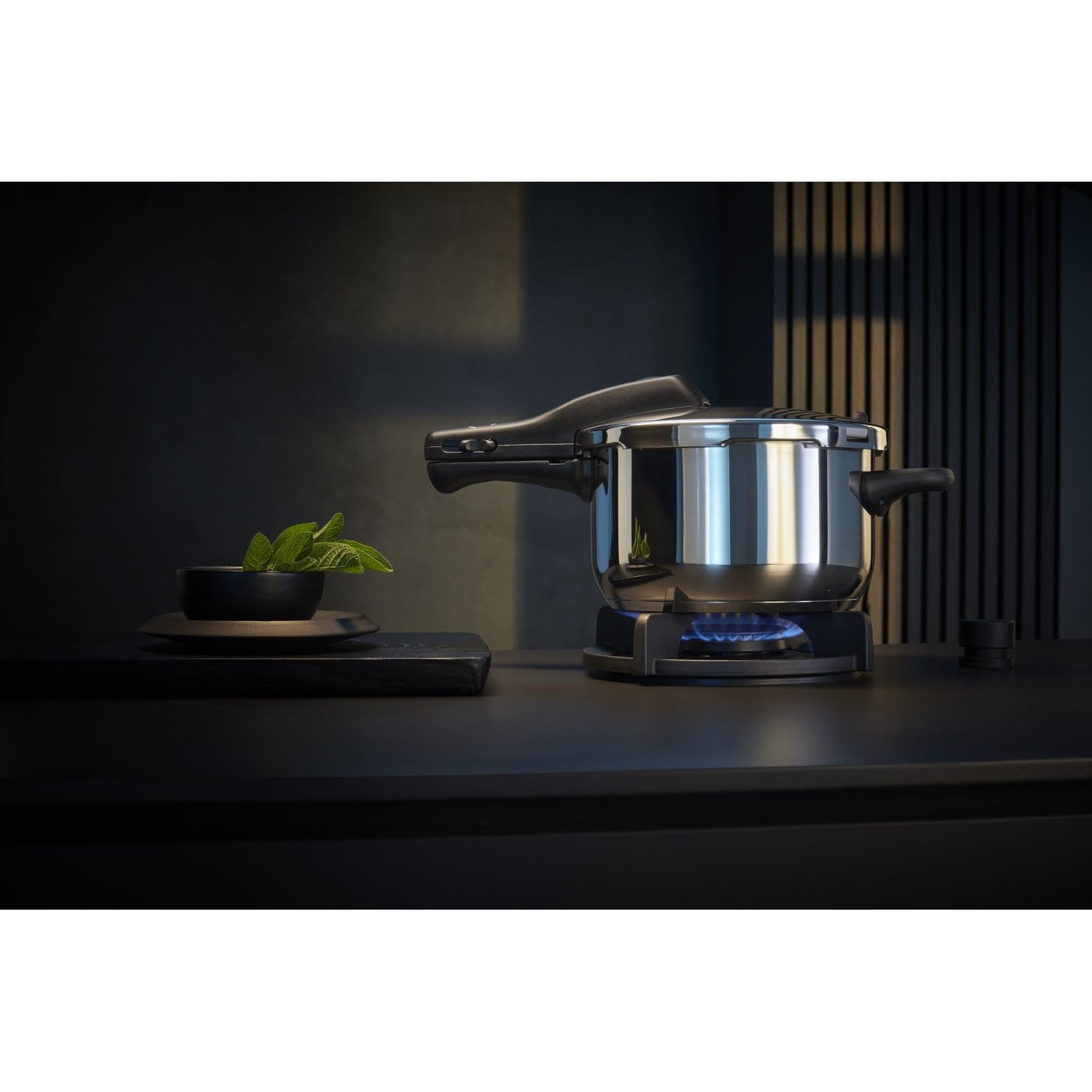 WMF Perfect - Quick Cooker     22 cm Diameter of 6 Litres and a Half Cromargan Stainless Steel for Induction