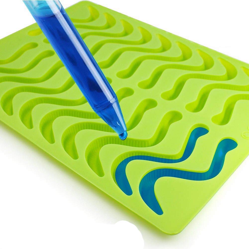Chyir Candy Silicone Molds & Ice Cube Trays,2 Pack Gummy Worm Molds 20 Cavities With Bonus Dropper (Red, Green)
