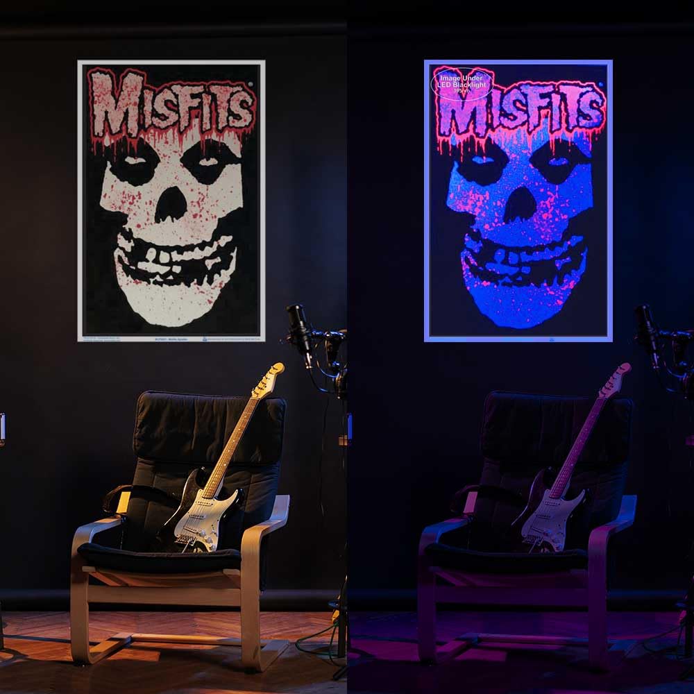 Misfits - Splatter - Officially Licensed, Authentic Blacklight Flocked Poster - 23'' X 35''