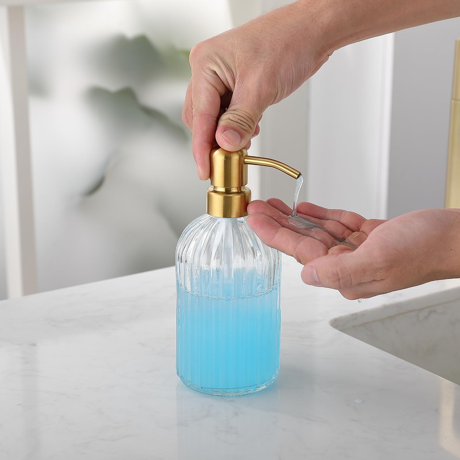 Leetcp Gold Glass Soap Dispenser With Rust Proof Metal Pump,16Oz Vintage Soap Dispenser,Clear Glass Dish Soap Dispenser For Bath