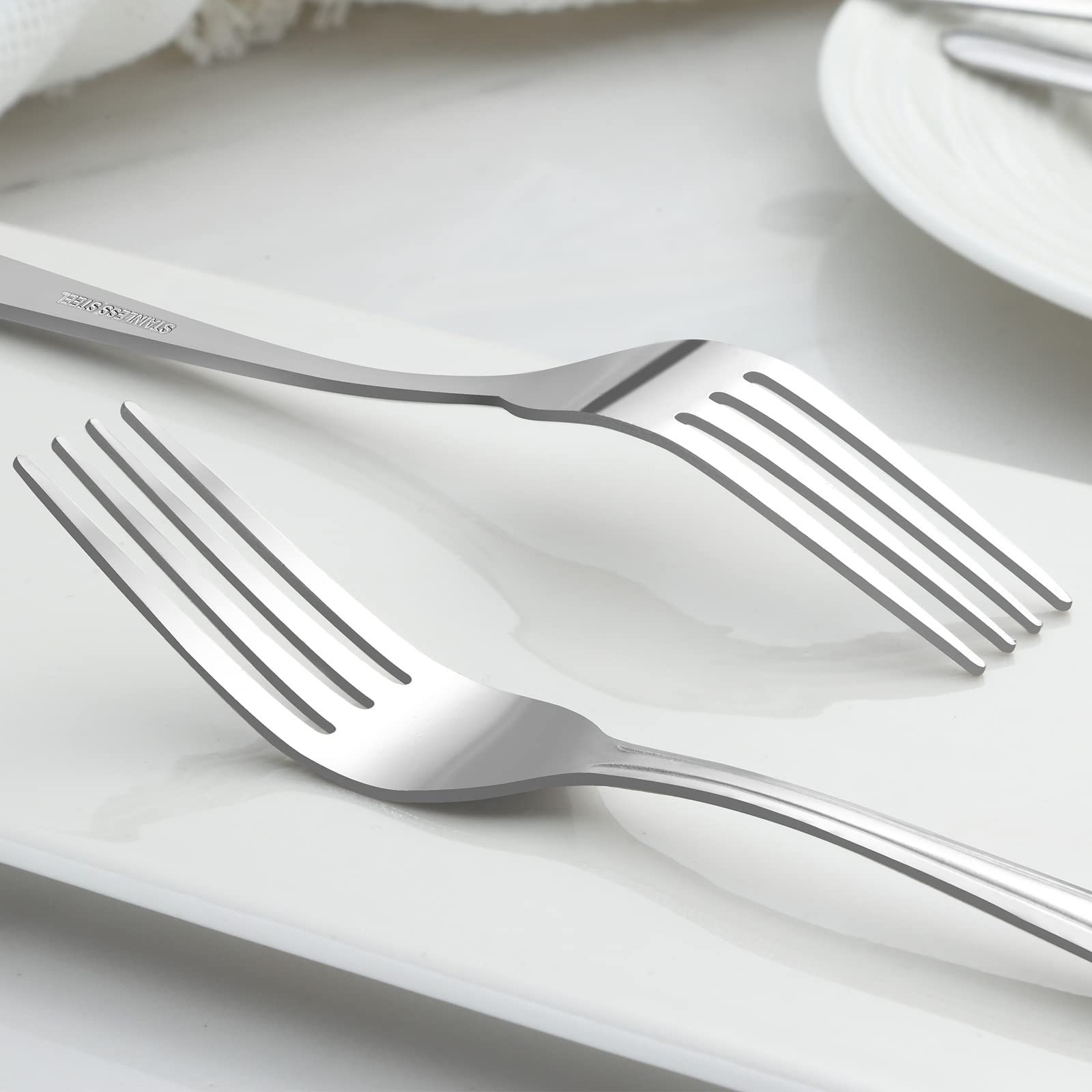 Bewos 24 Pieces Dinner Forks Set, 8.2-Inch Stainless Steel Forks Silverware, Flatware/Salad Forks, Table Forks, Mirror Polished,