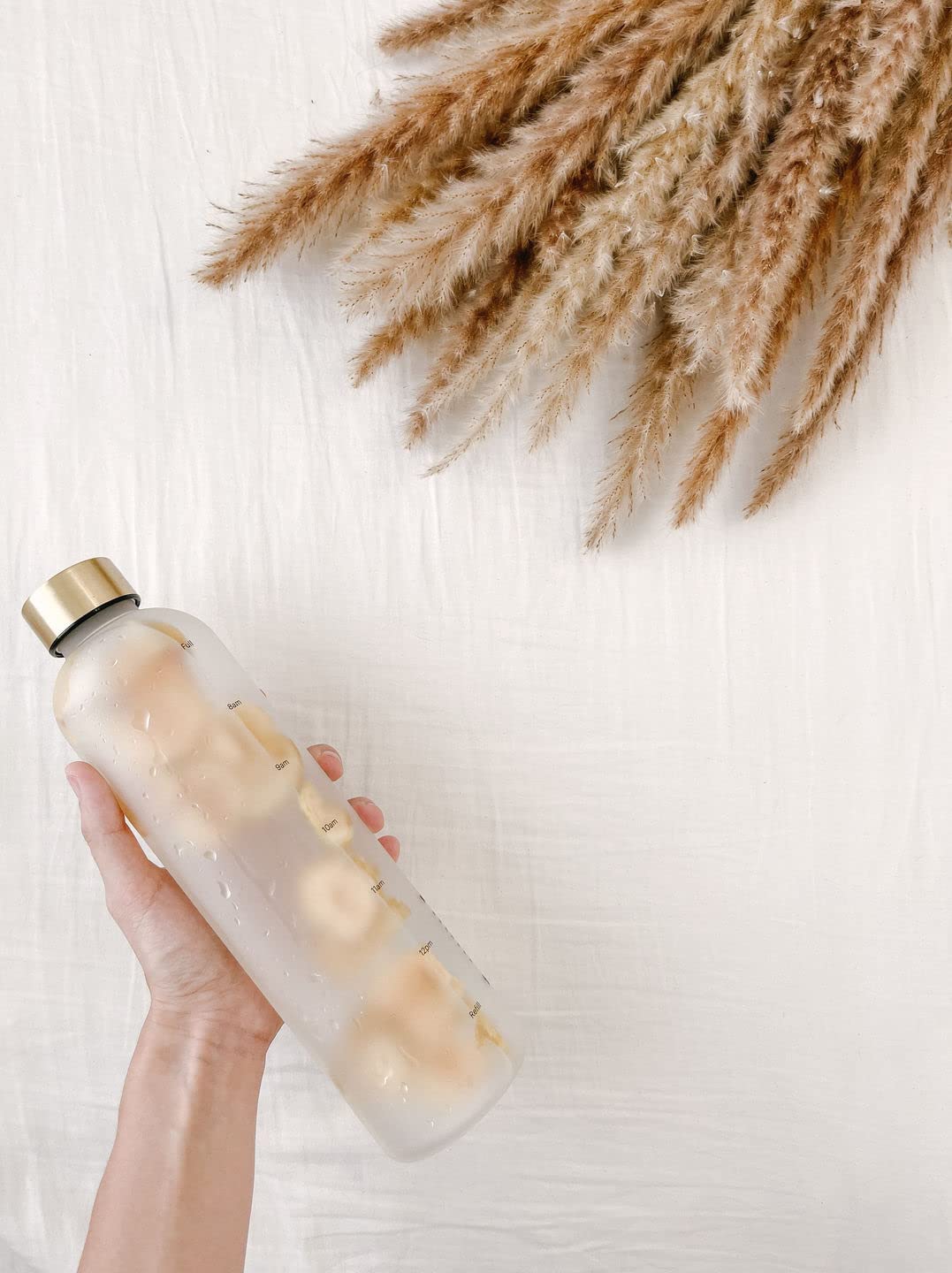 Healthish Motivational Water Bottle, 1L (33oz), BPA-Free Tritan, Leak-Proof, White & Gold, Hourly Reminders, Brass Lid