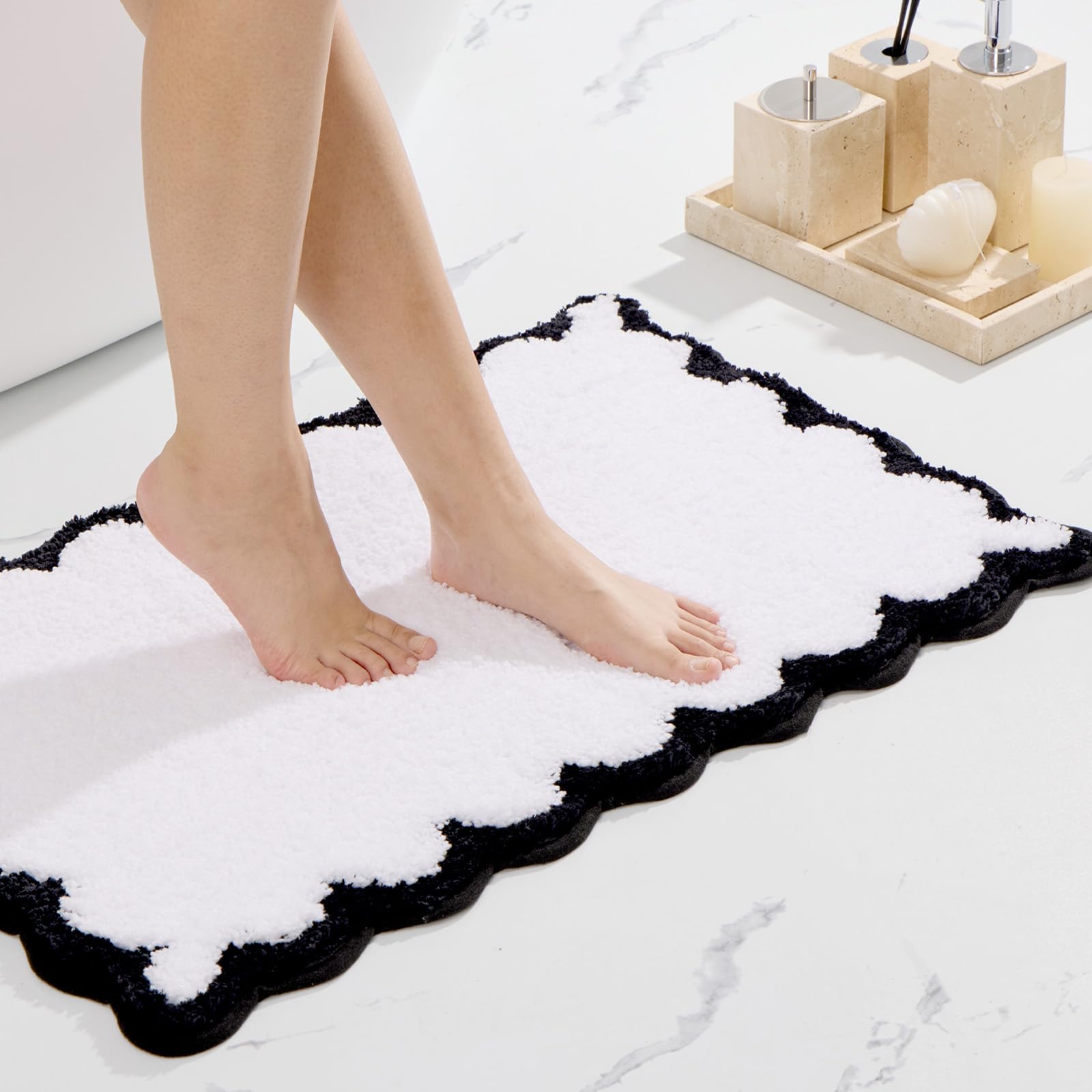 Ortigia Cute Scalloped Bathroom Rugs Non Slip Washable, Quick Dry Absorbent Plush Microfiber Bath Mats, Fun White And Black Bath