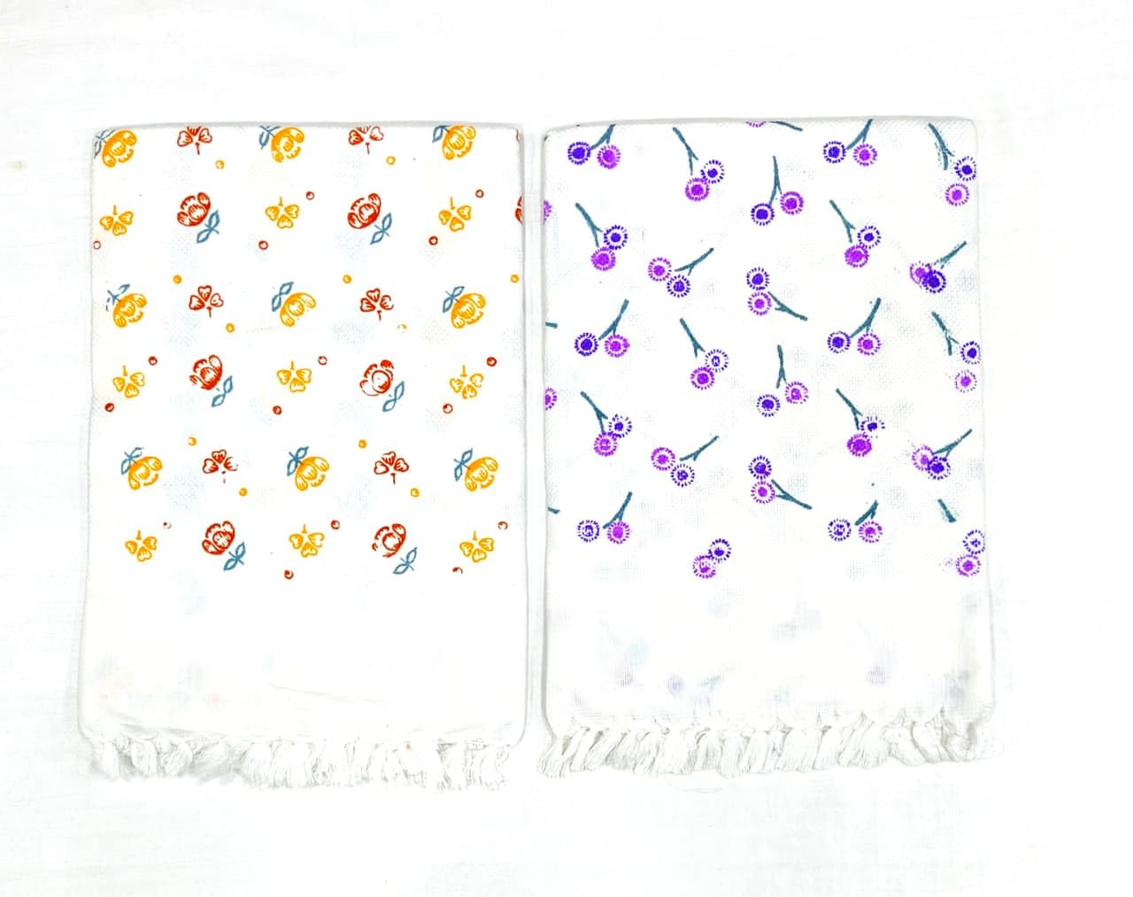 Bombay Dyeing Rimzim 100% Cotton Printed Soft & Slick Quick Drying Bath Towels 250 Gsm (Violet/Yellow)