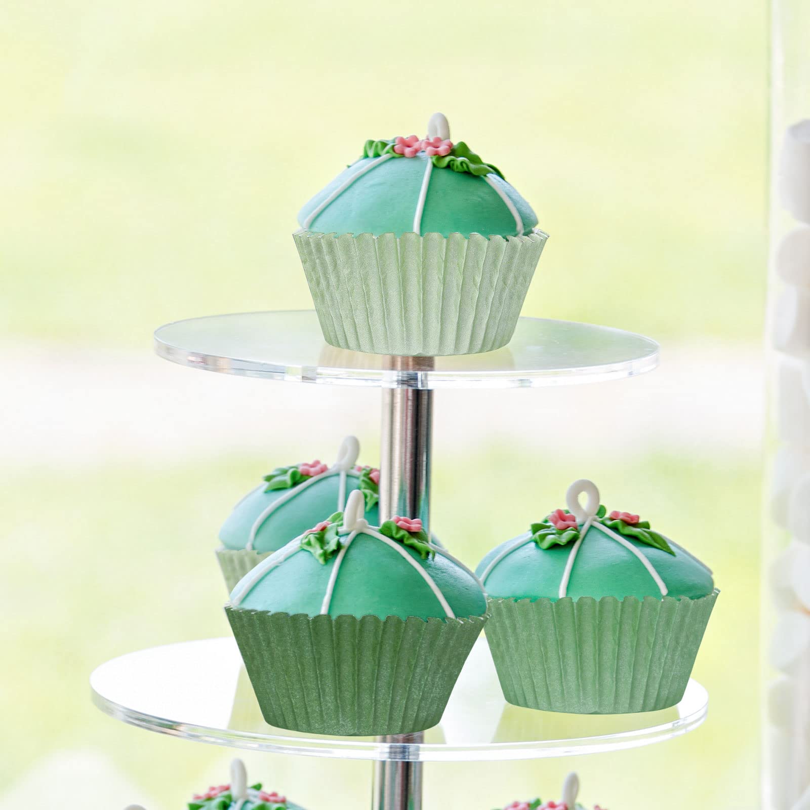 Whaline 600Pcs Green Cupcake Liners Dark Green Sage Green Light Green Baking Cups Gradient Green Wedding Cupcake Wrappers For Ba