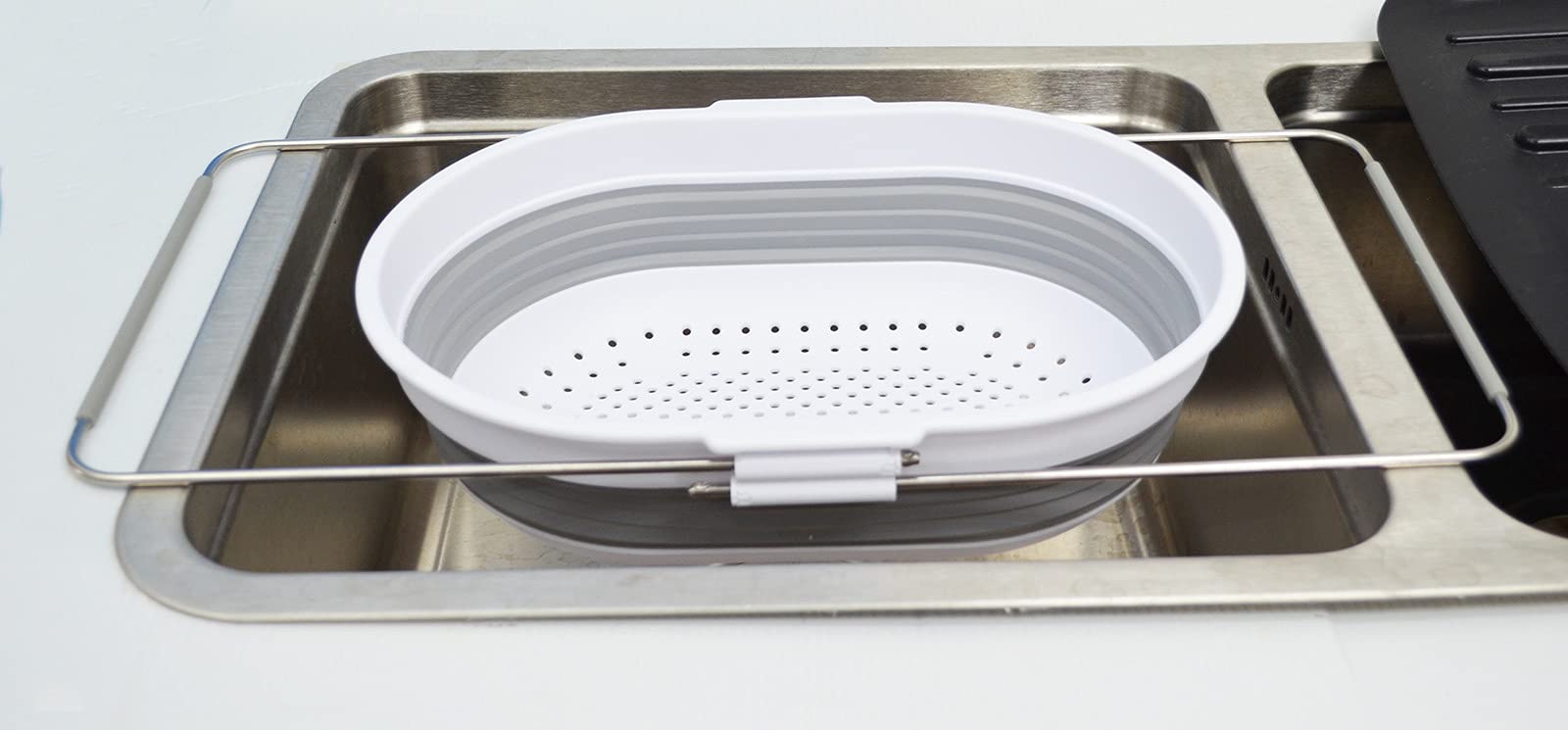 Sammart 5L (1.3 Gallon) Expandable & Collapsible Over The Sink Rectangular Colander (1, White/Grey)