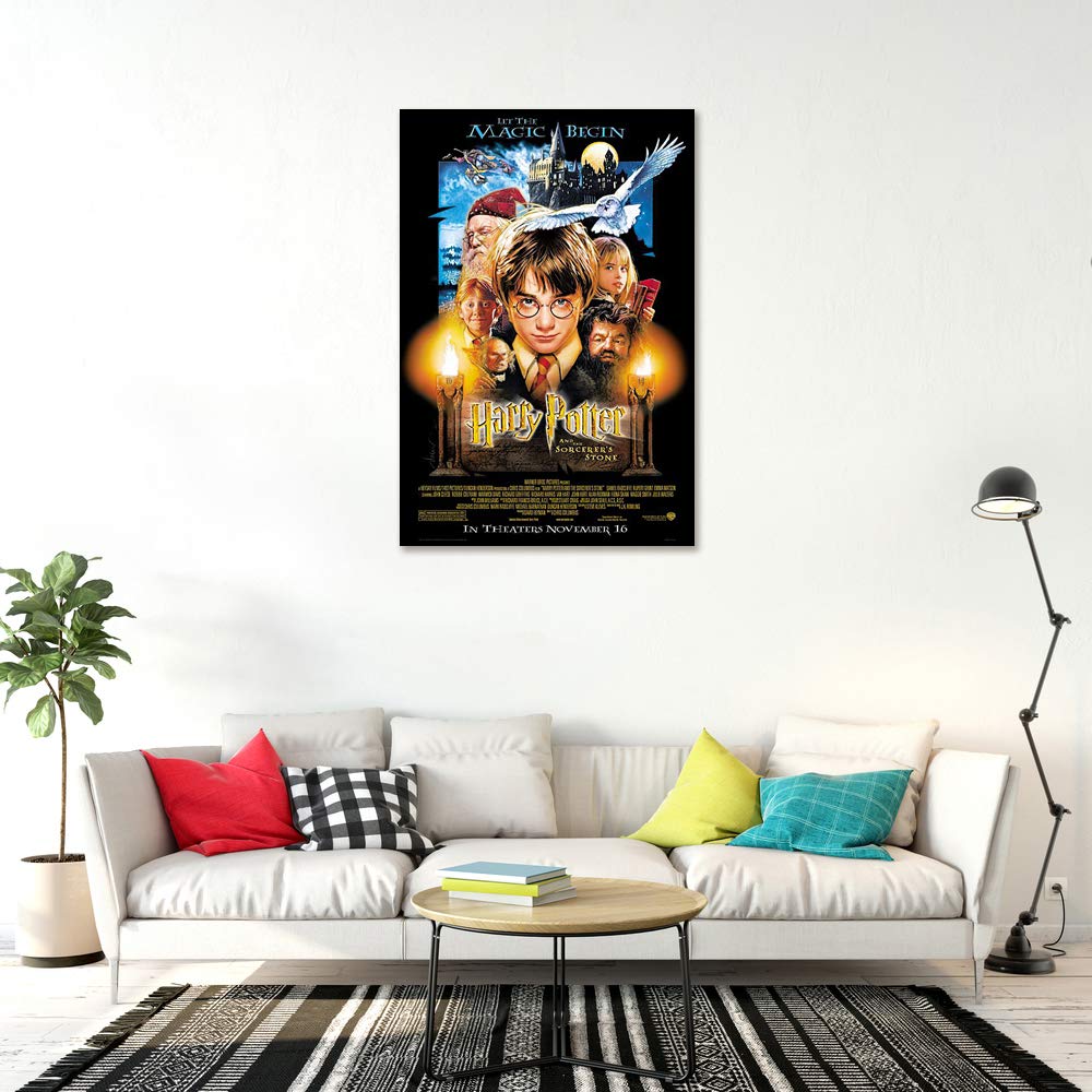 Harry Potter and the Sorcerer's Stone - Movie Poster (Regular Style) (Size: 27 x 40 inches)