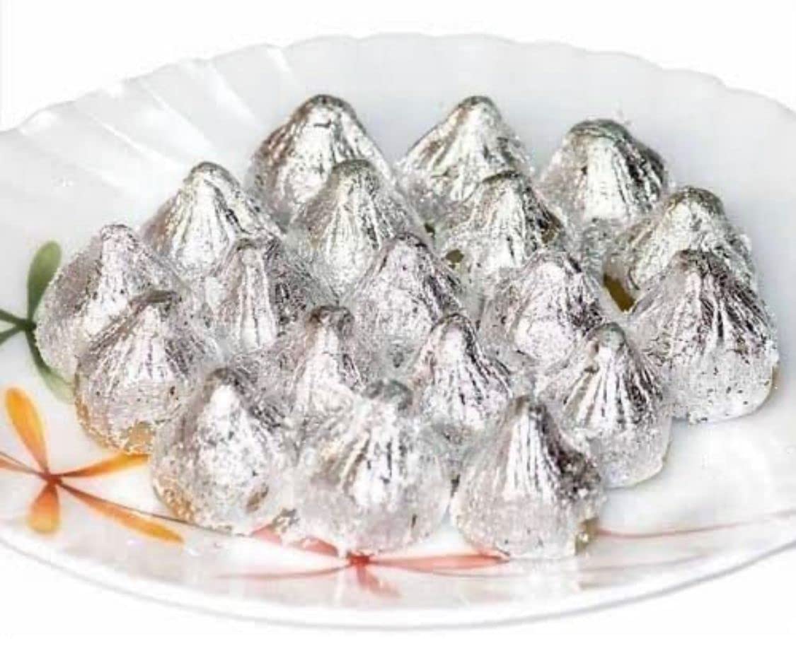 Golden Star Waraq Company Chandi Vark/Edible Silver Leaf Jumbo Sized 4X6 Inch Sheet/German Finest Silver Leaves for Sweets/Face