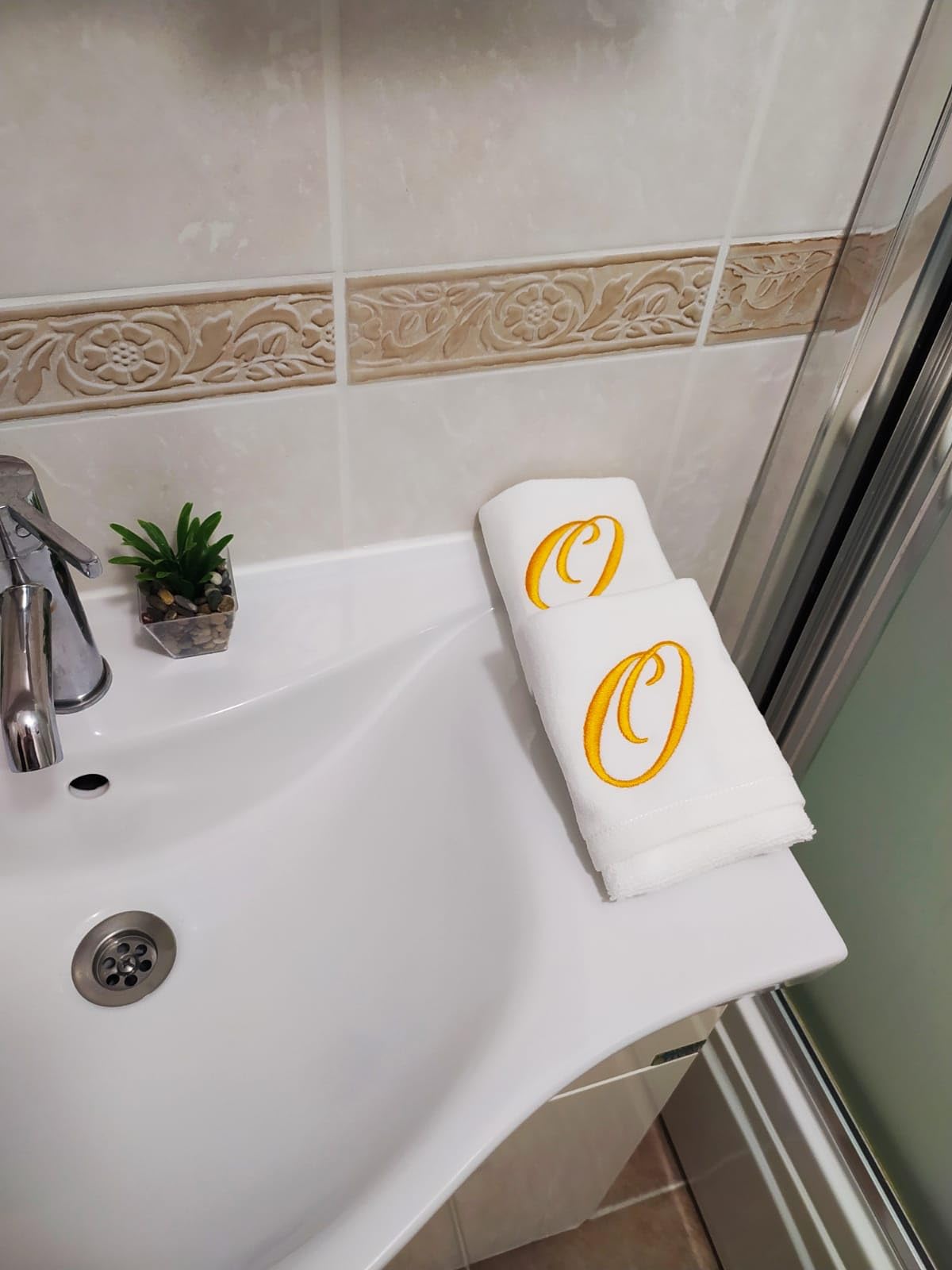 Personalized Gift,Monogrammed Towels Fingertip, 11 X 18 Inches - Set Of 2- Gold Embroidered Towel-Extra Absorbent 100% Turkish C