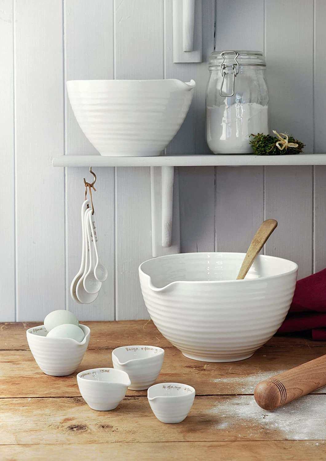 Portmeirion Sophie Conran White Measuring Jug | 6 Inch Measuring Jug For Kitchen And Baking | 32 Ounce Capacity | Made From Fine