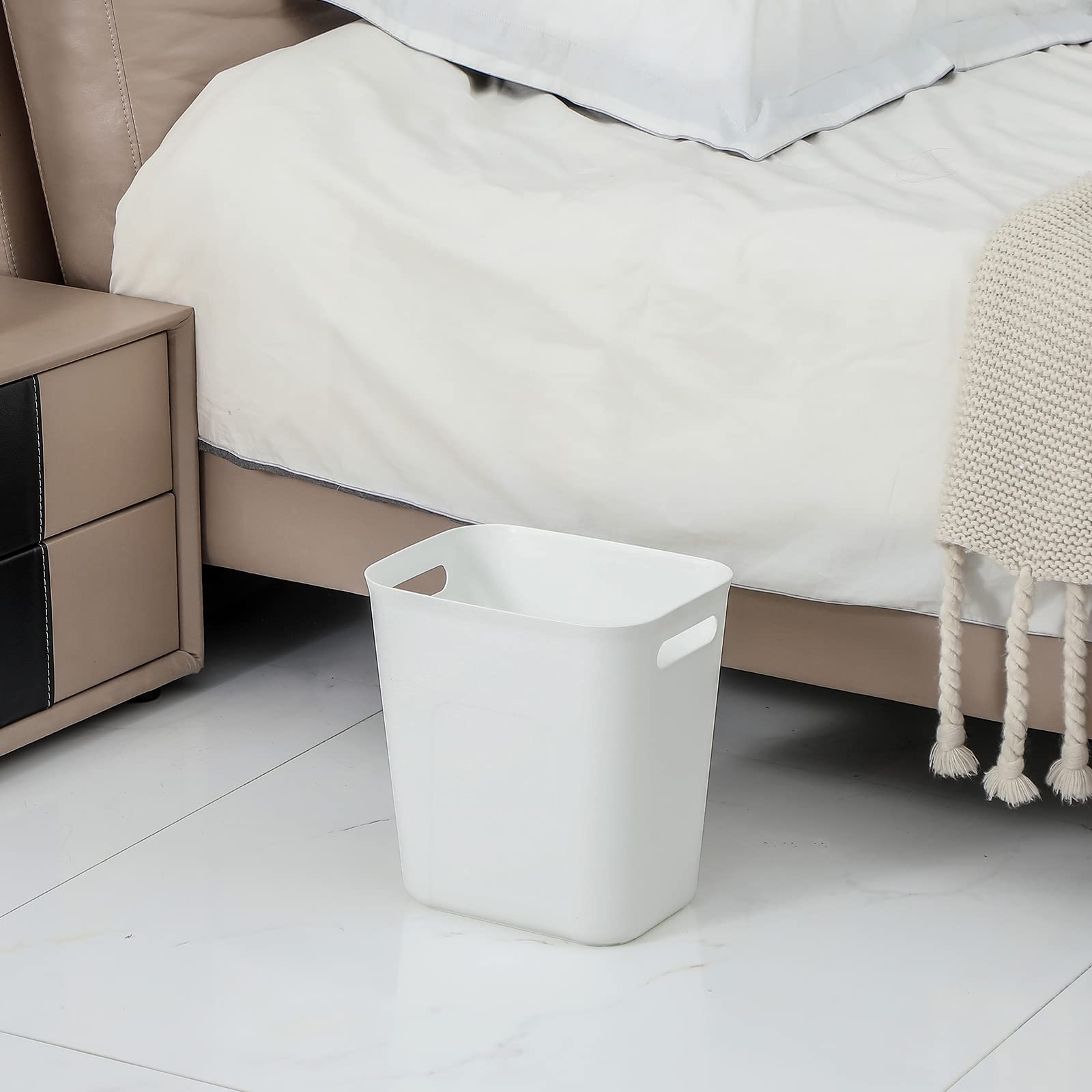 Uujoly Plastic Trash Can Wastebasket, Garbage Container Basket For Bathrooms, Kitchens, Offices, Kids Rooms, White, 3.5 Gallon,