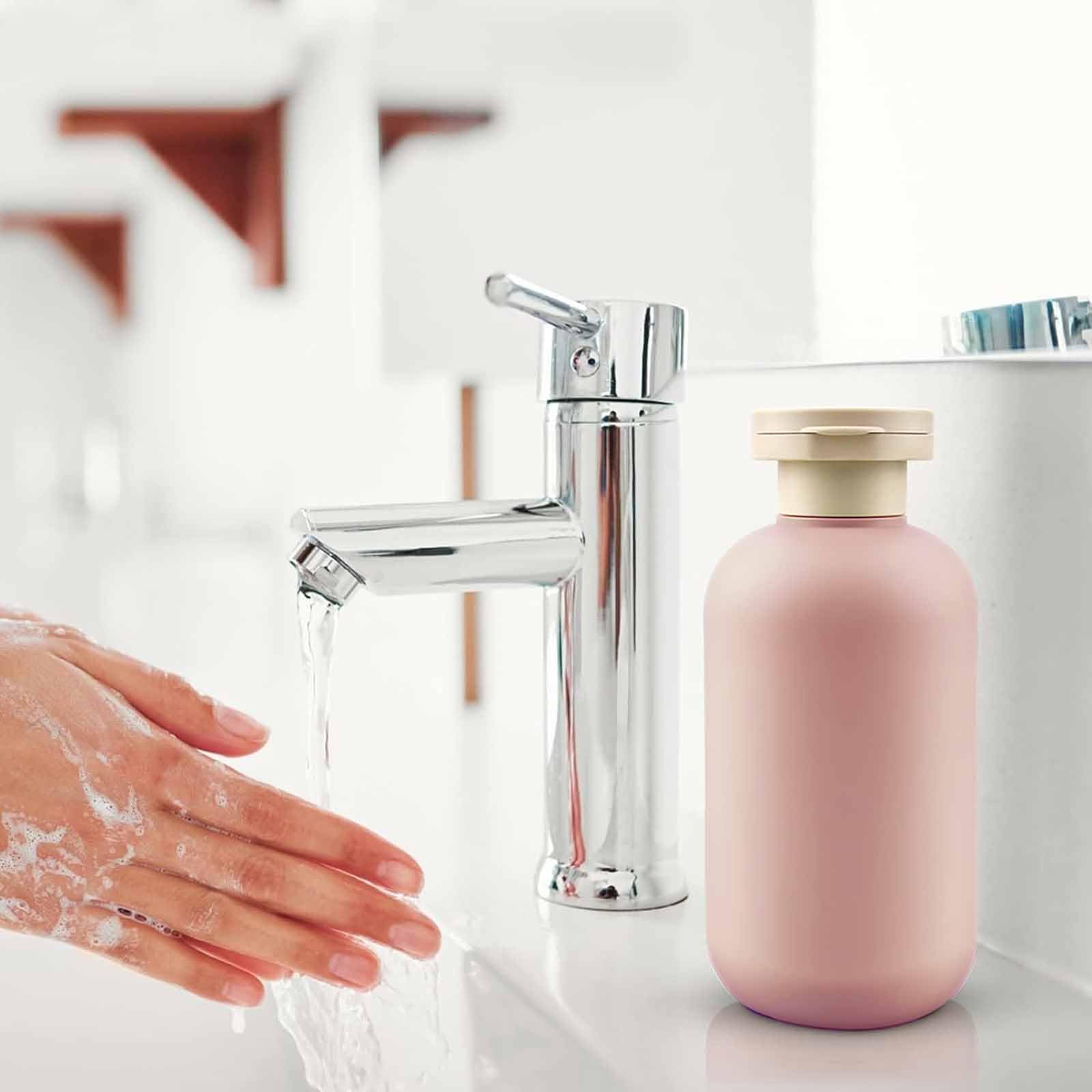 TMXAOK 2 Pieces Squeeze Bottles with Flip Cap, Large Empty Refillable Plastic Leak Proof Travel Bottles Travel Accessories for S