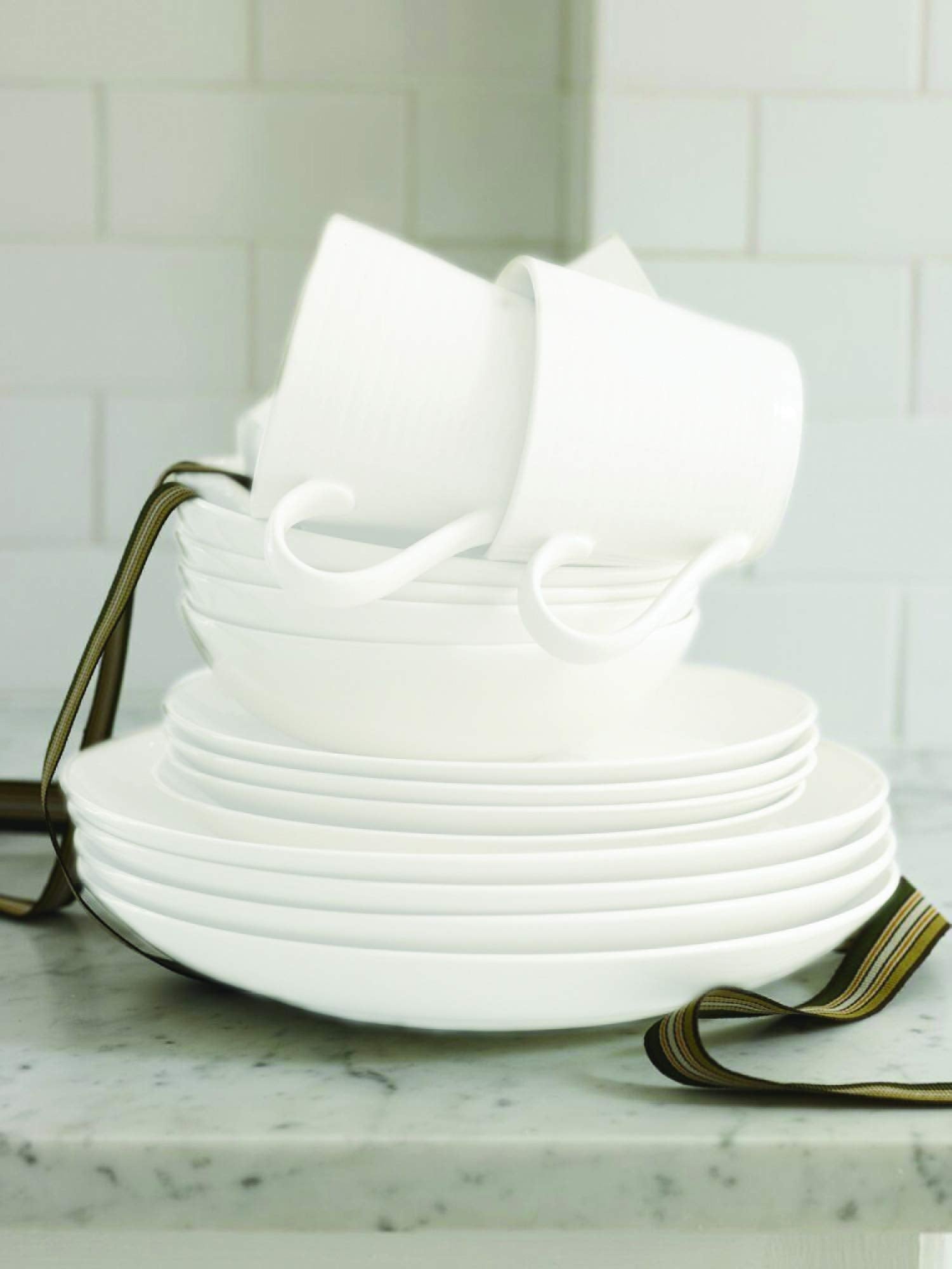 Royal Doulton Exclusively For Gordon Ramsay Maze White Vegetable/Pasta Bowls Set Of 4, 9.4''