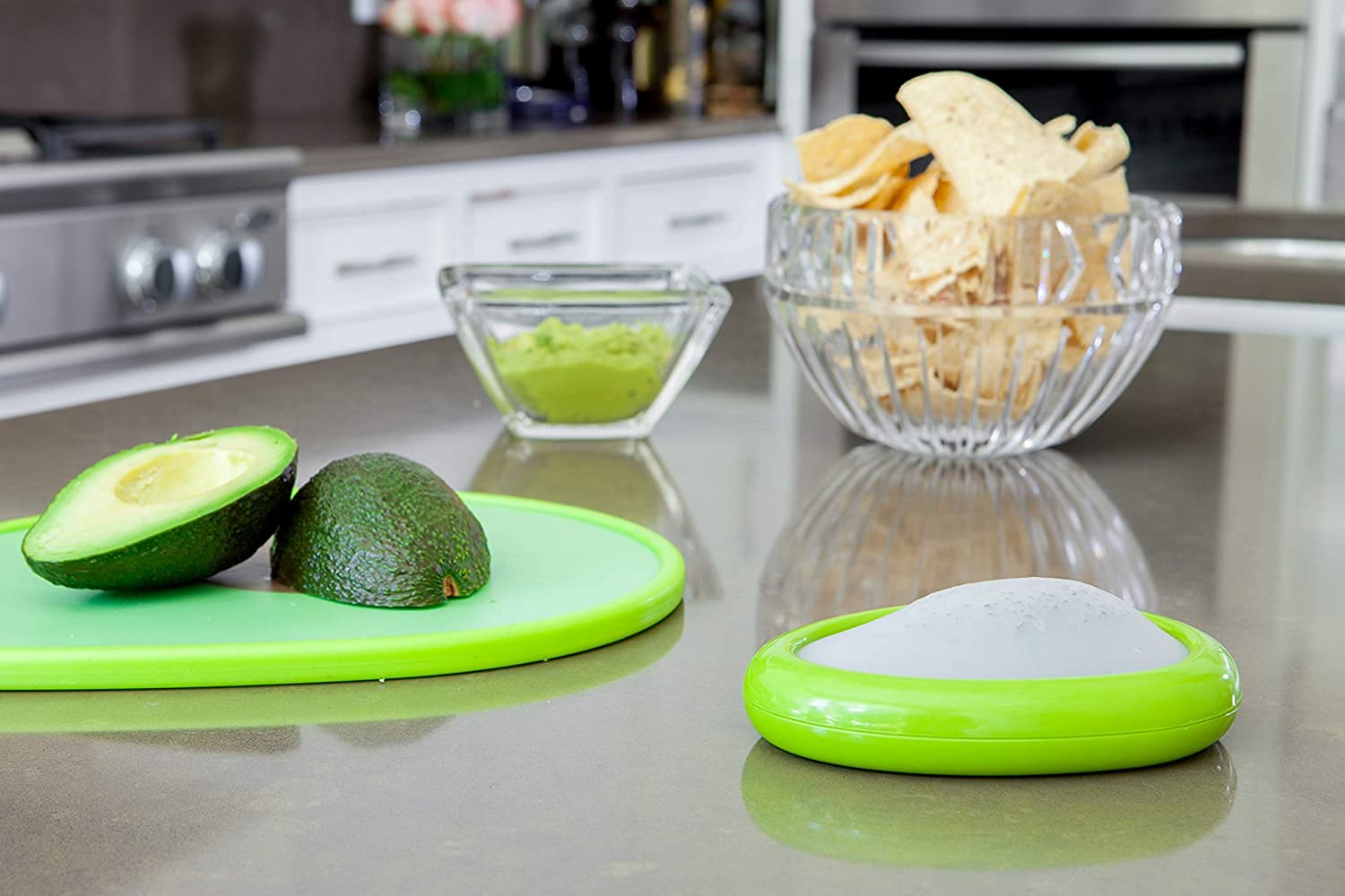 Joie Avocado Stretch Pod, 2 Count, Plastic, Green - Keep Avocados Fresh Longer, Refrigerator Storage, Model 86100