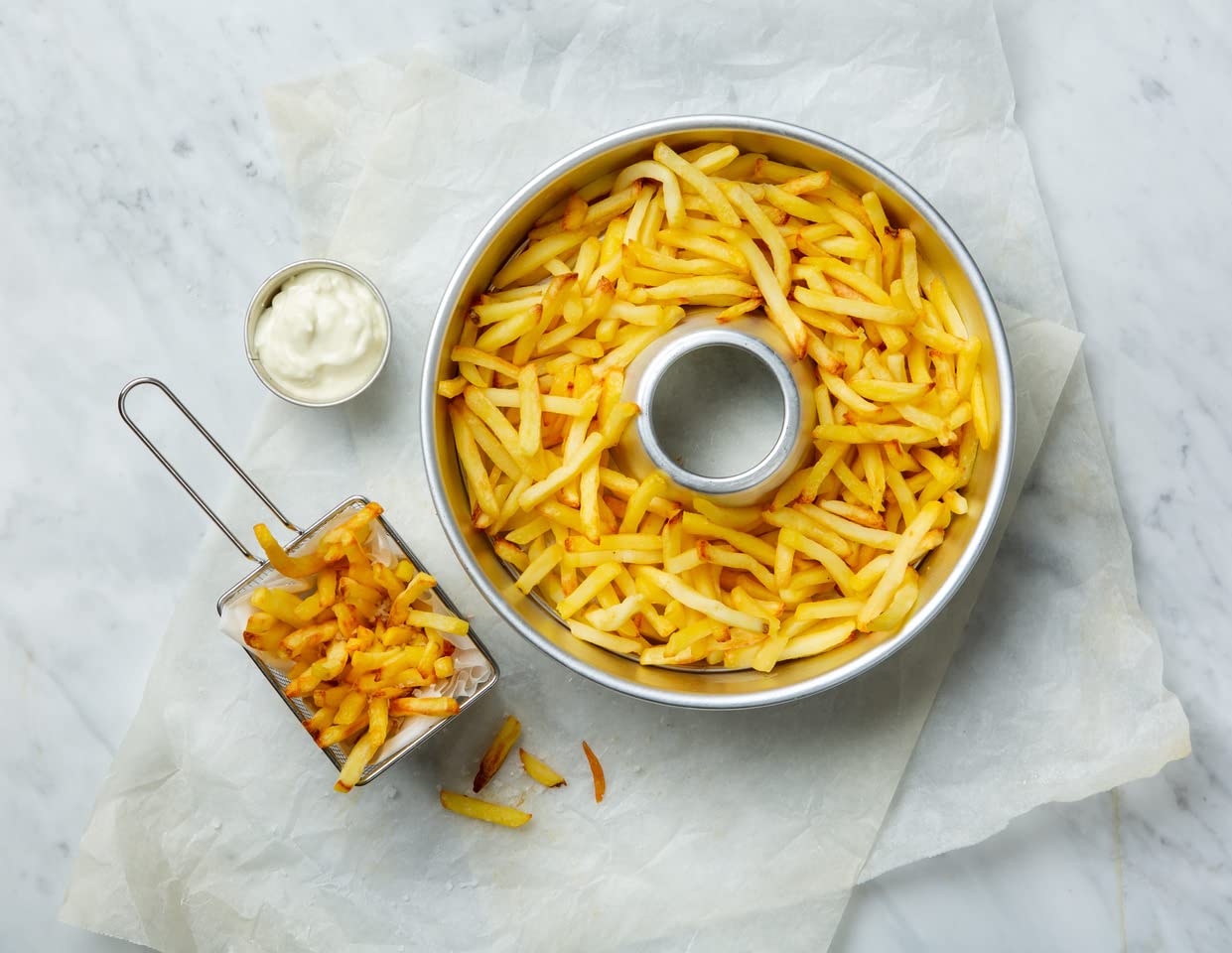 Omnia Kit 1, Set Of 5 Products - Camp Oven, Silicone Mold, Potholders, Baking Grid And Storage Bag - Ultimate Starter Kit For Om