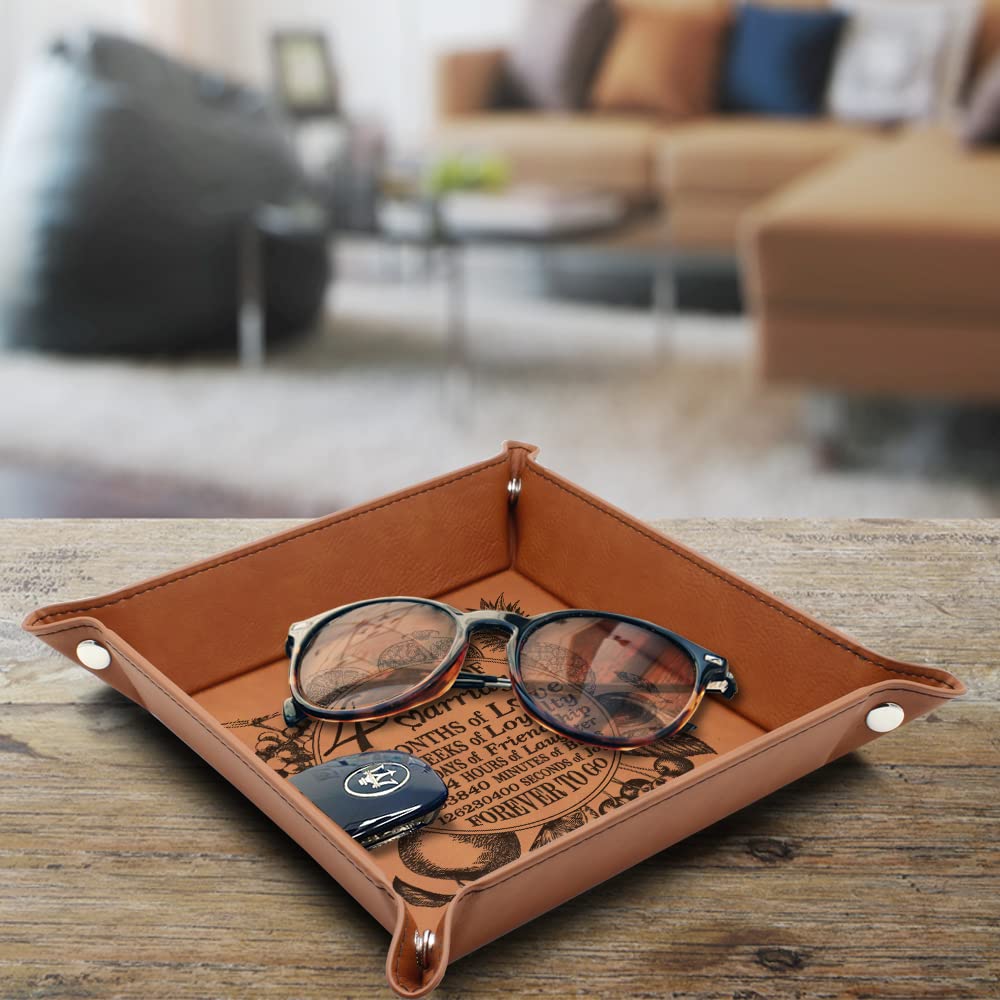 Bella Busta -4 Years Of Marriage -Traditional Fruit Gift For Fourth Anniversary-Engraved Leather Tray