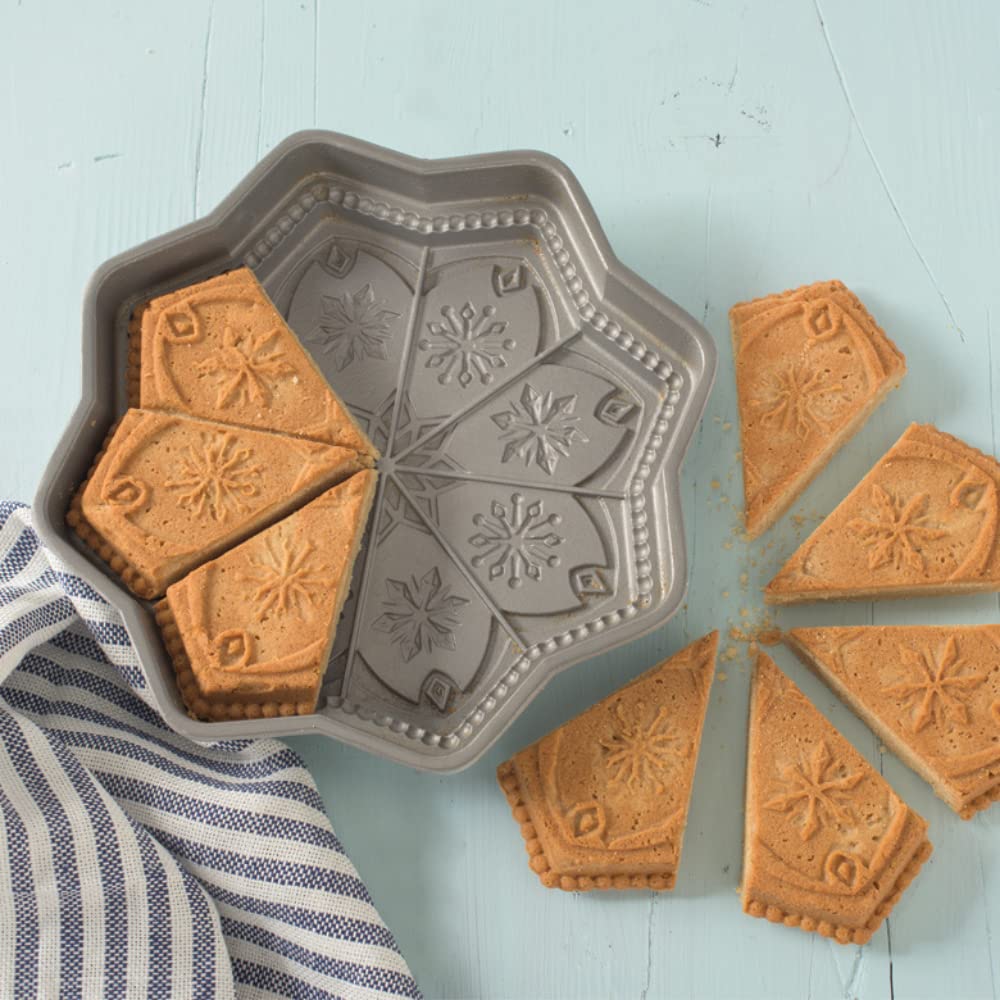 Nordic Ware Sweet Snowflakes Shortbread Pan, Aluminum, Metallic, Model 03048