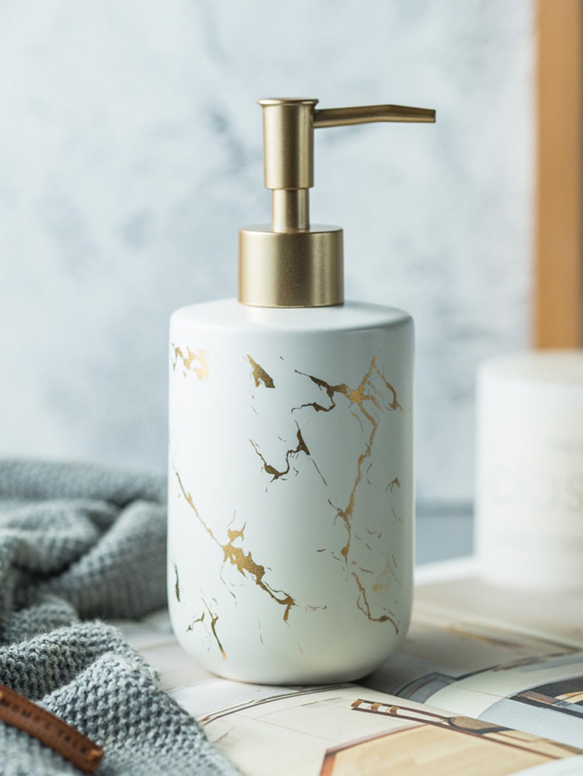 Soap Dispenser White And Gold,300Ml/10 Oz Luxurious Hand Soap Bottle With Plastic Pump Gold,Ceramic Liquid Soap Dispenser For Ba
