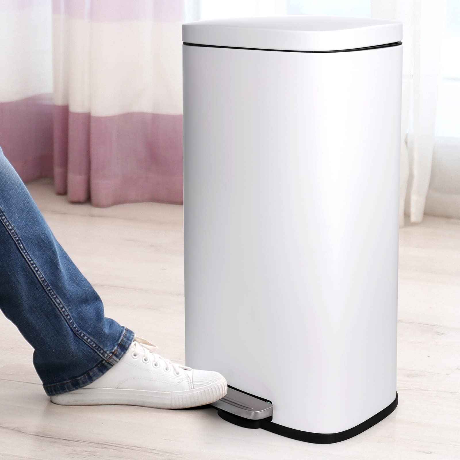 Arlopu 8 Gallon Step Trash Can, Stainless Steel Garbage Bin, Soft-Close Rubbish Bin With Removable Plastic Inner Bucket, Fingerp