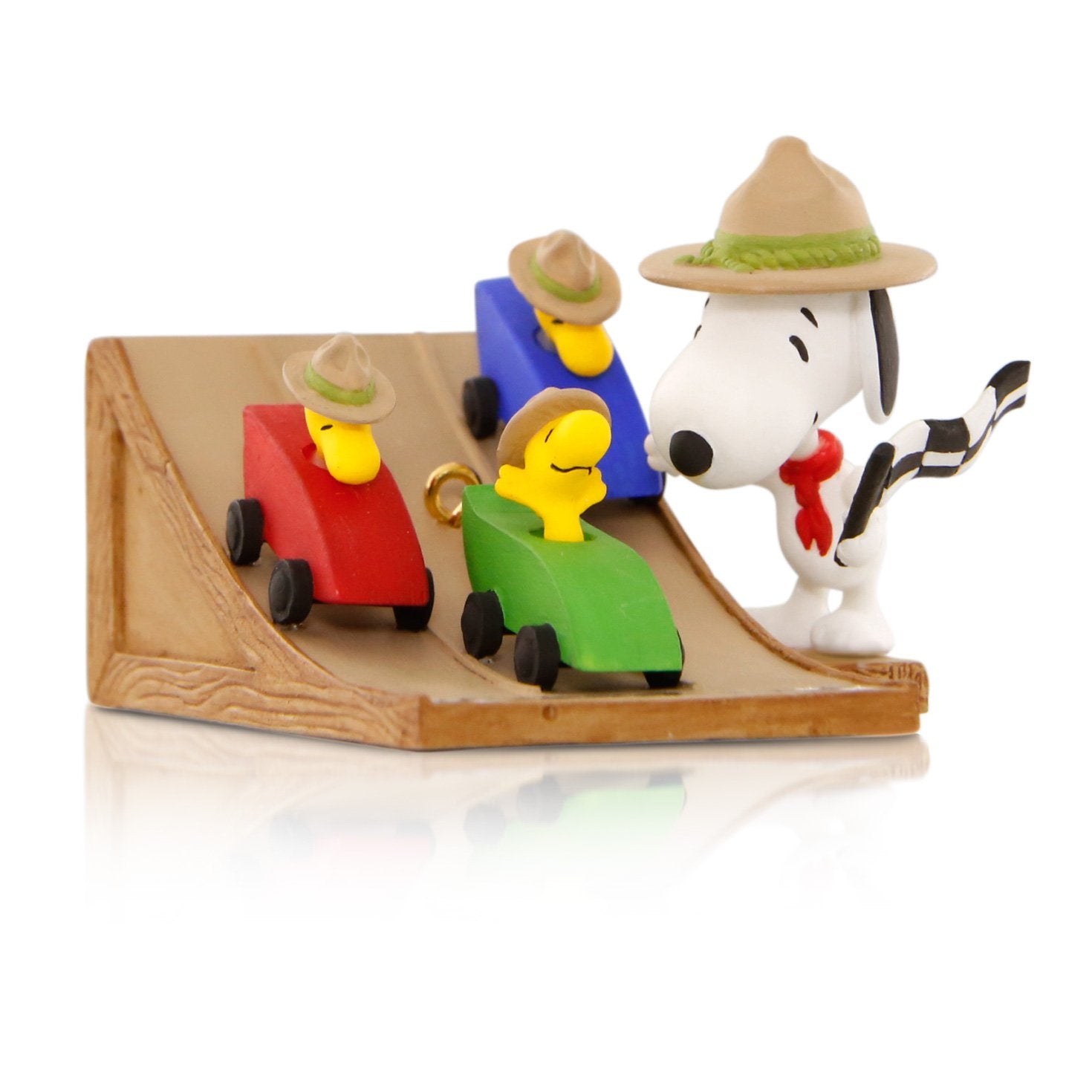 Hallmark Keepsake Ornament Peanuts The Race is On! Snoopy s Beagle Scouts Pinewood Derby with Woodstock