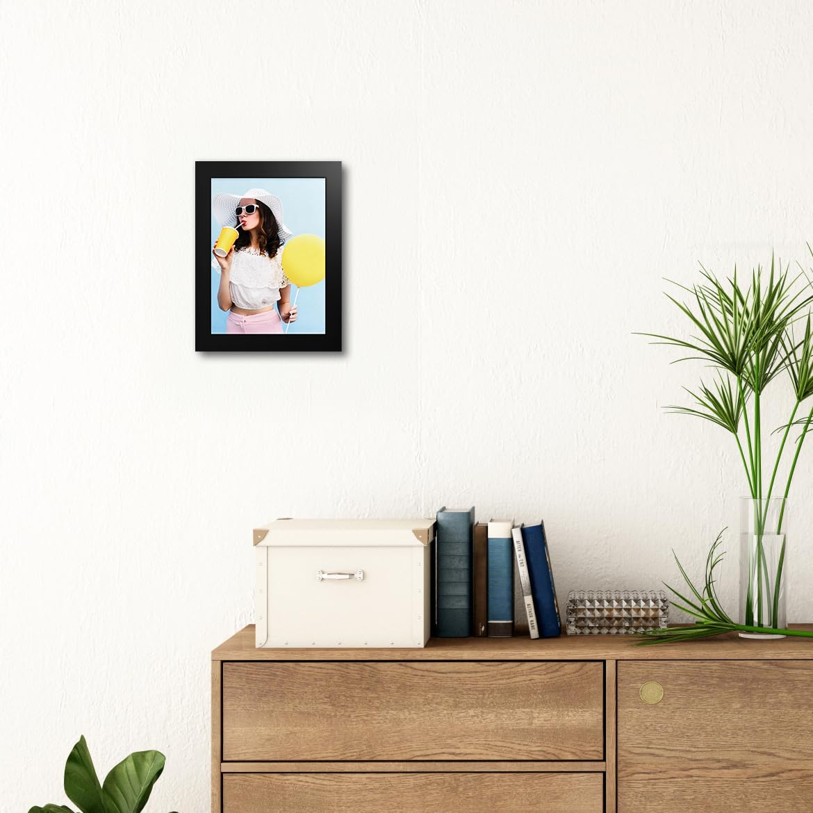 wyooxoo 5x7 Picture Frames Set of 4 Made Of Solid Wood Black Photo Frames Colorful Frame with HD Plexiglass, Wall or Tabletop Di