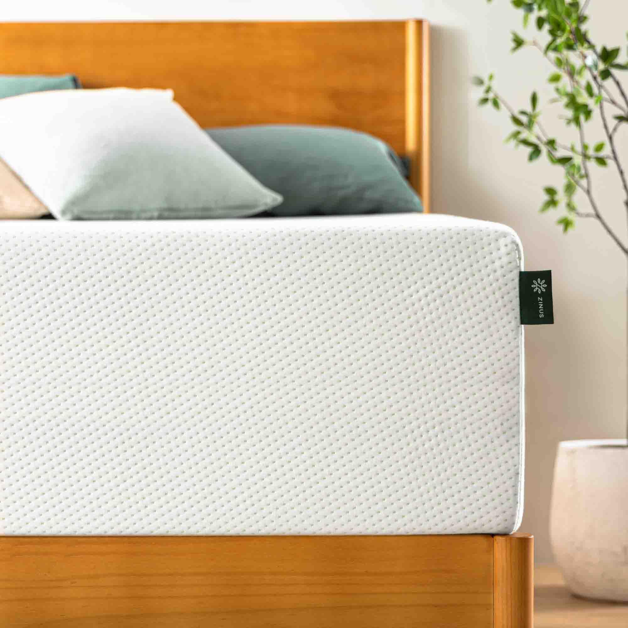Zinus 14 Inch Queen Green Tea Memory Foam Mattress, Fiberglass Free, Medium Firm Feel, Zoned Pressure Relief, Certified Safe Foa